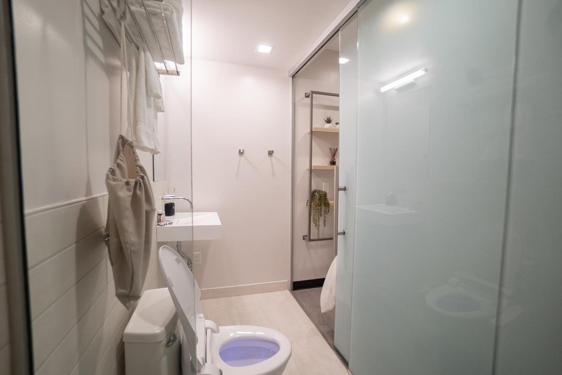 SOVA Micro-Room & Social Hotel photo 42