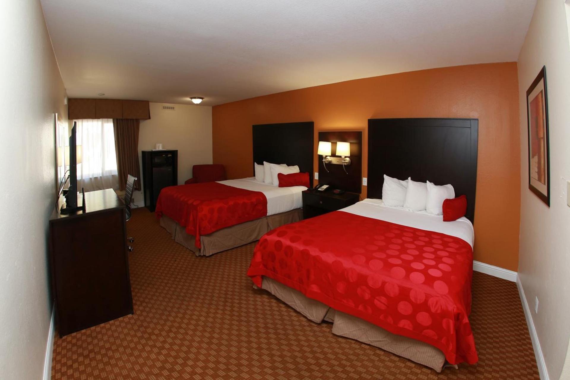 Ramada by Wyndham Fresno North photo 13