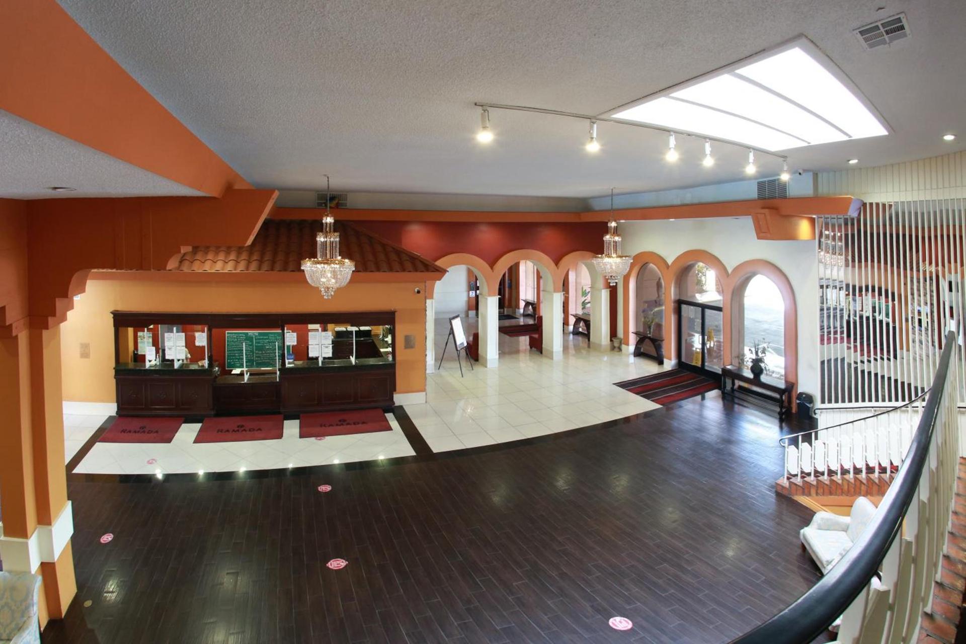 Ramada by Wyndham Fresno North photo 6