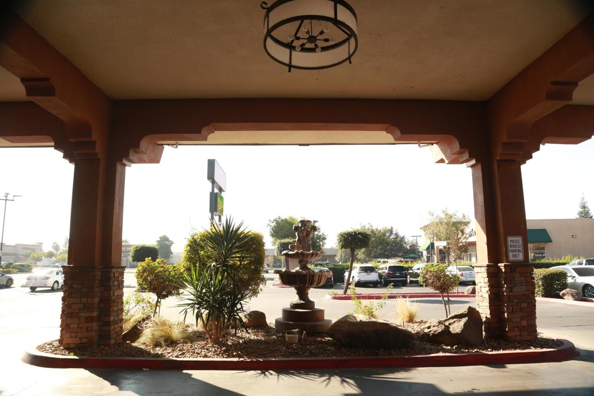Ramada by Wyndham Fresno North photo 58