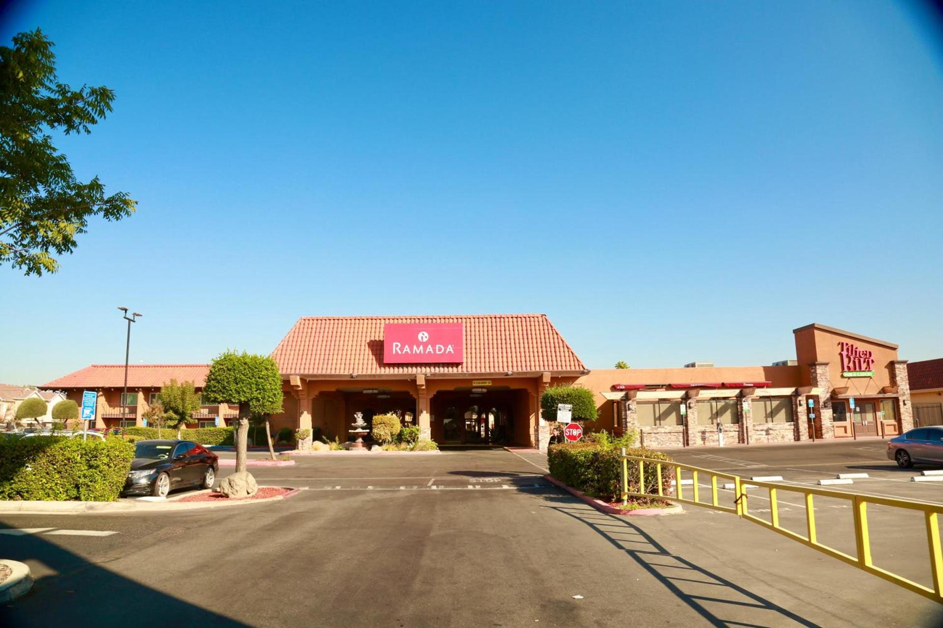 Ramada by Wyndham Fresno North photo 65