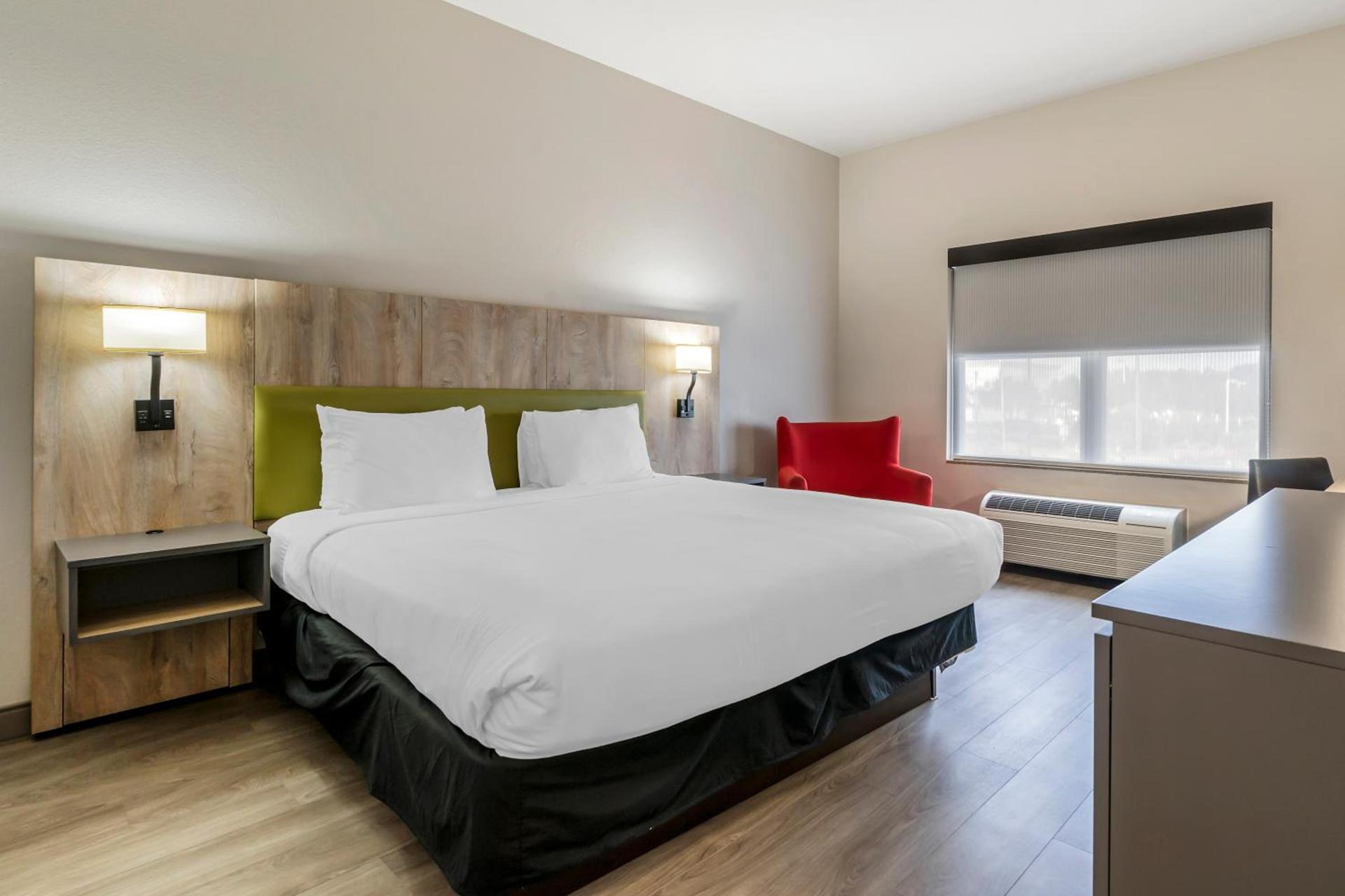 Country Inn & Suites by Radisson, Tampa Airport North, FL photo 55