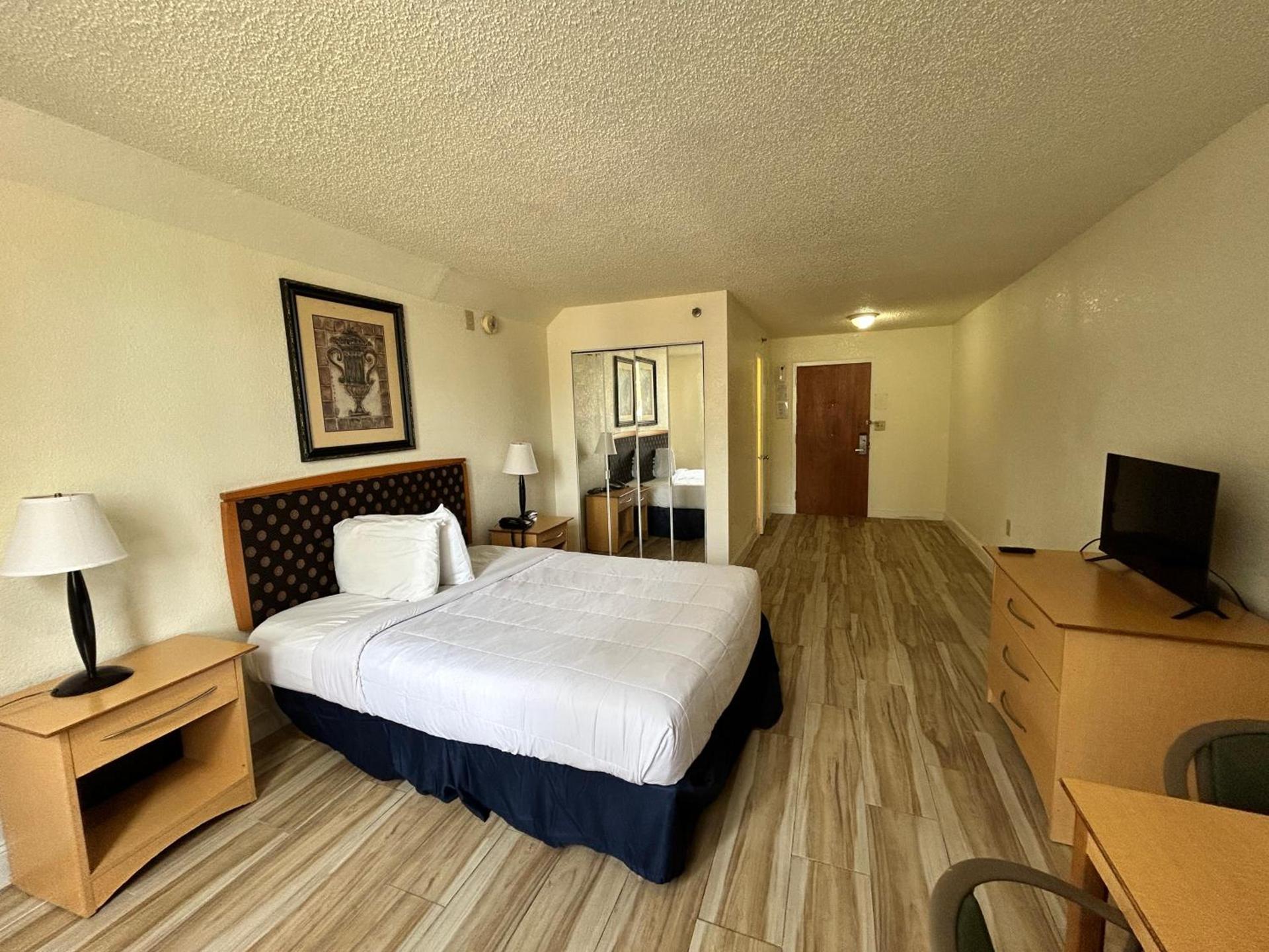 Monumental Movieland Hotel photo 19