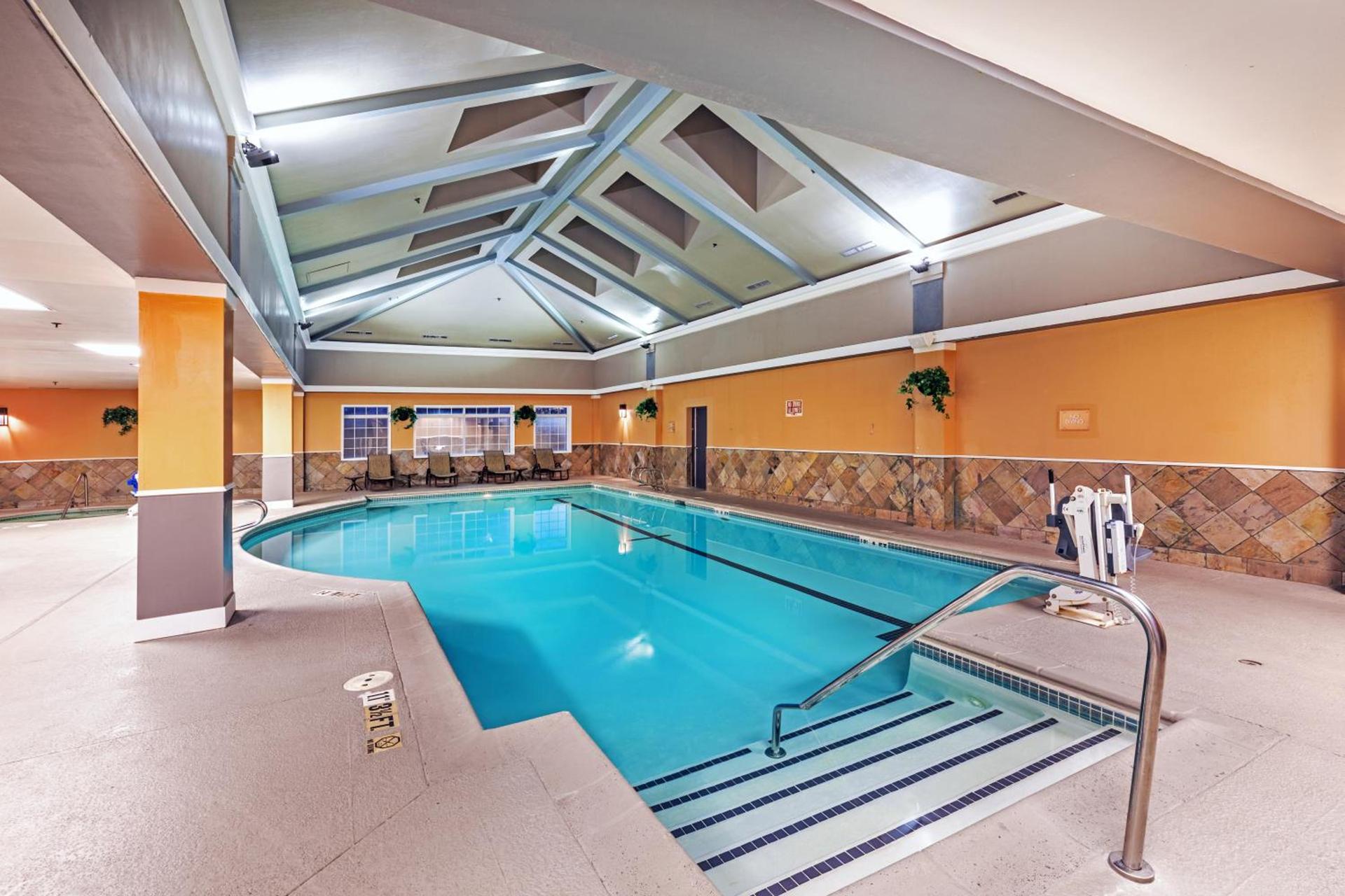 DoubleTree by Hilton Tulsa Downtown photo 3