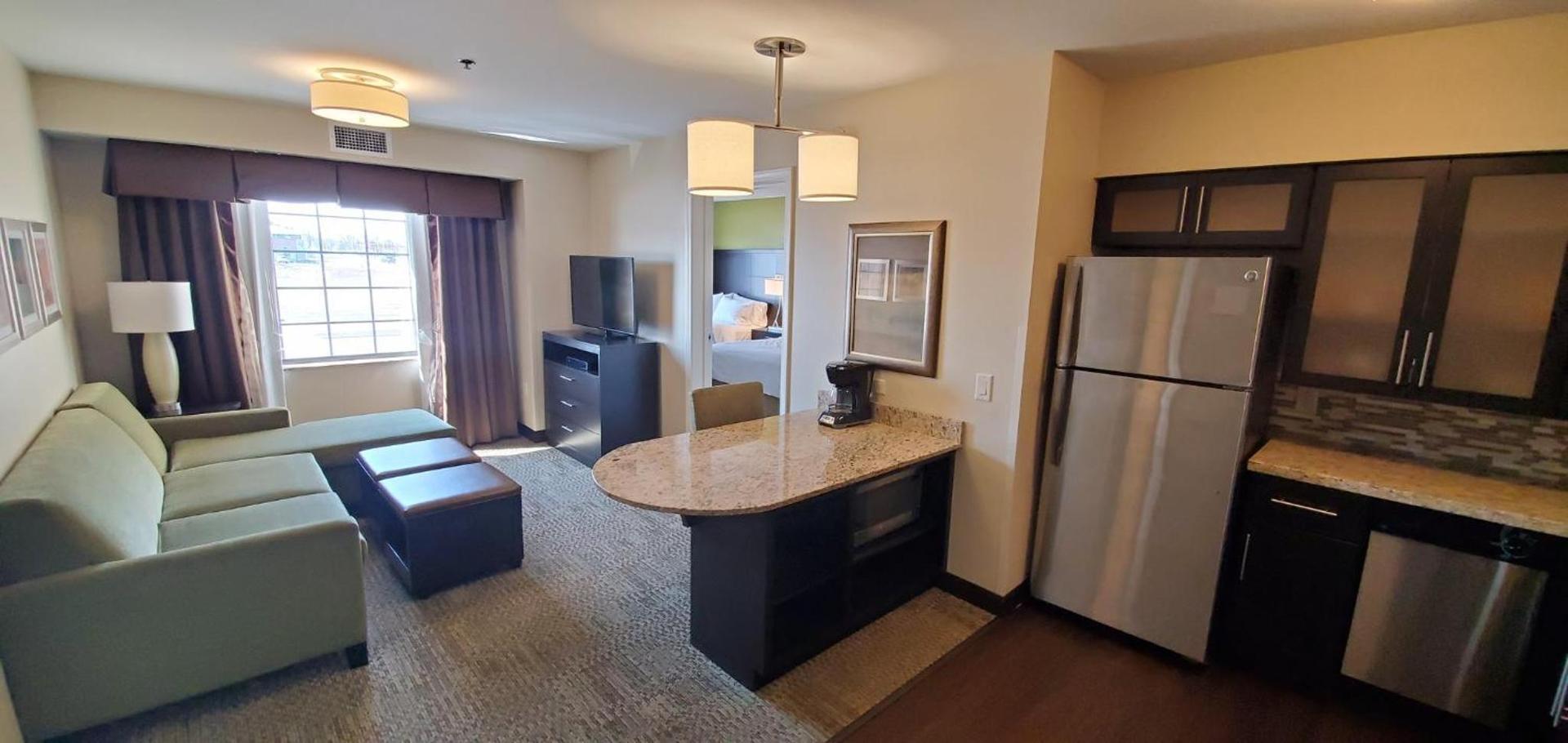 Staybridge Suites Eau Claire - Altoona by IHG photo 49