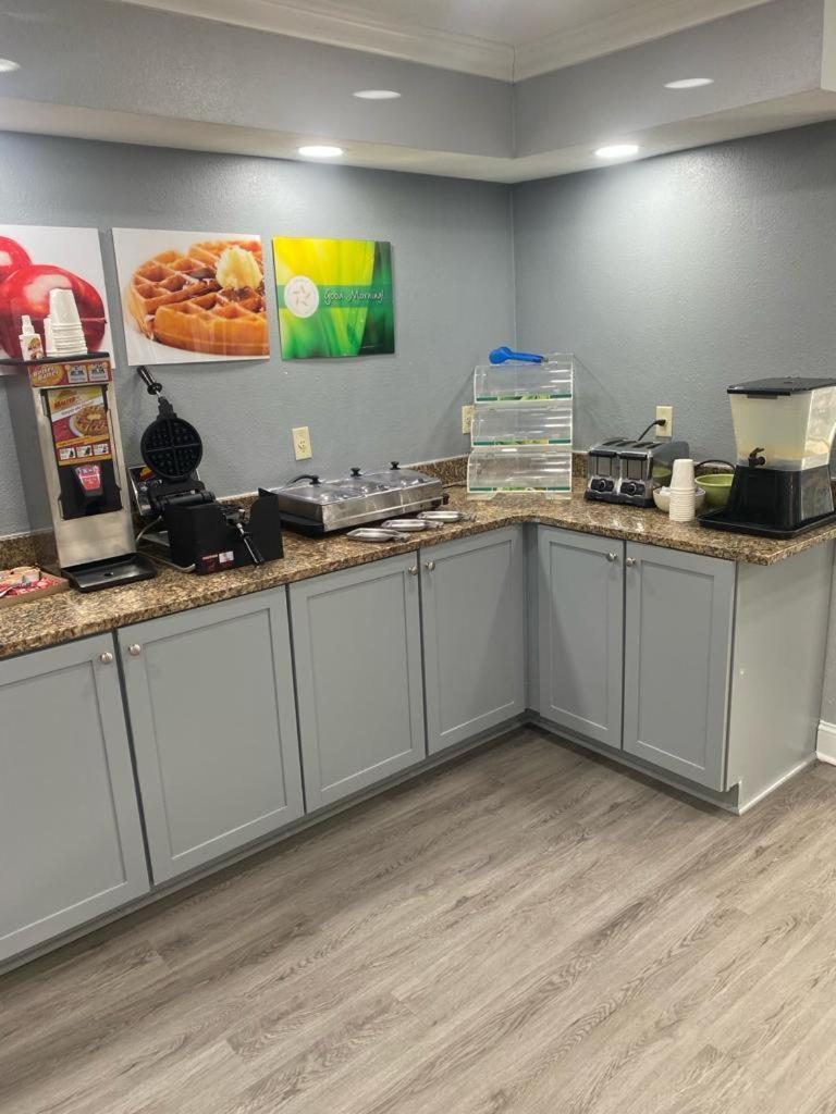 Quality Inn Colchester - Burlington photo 33