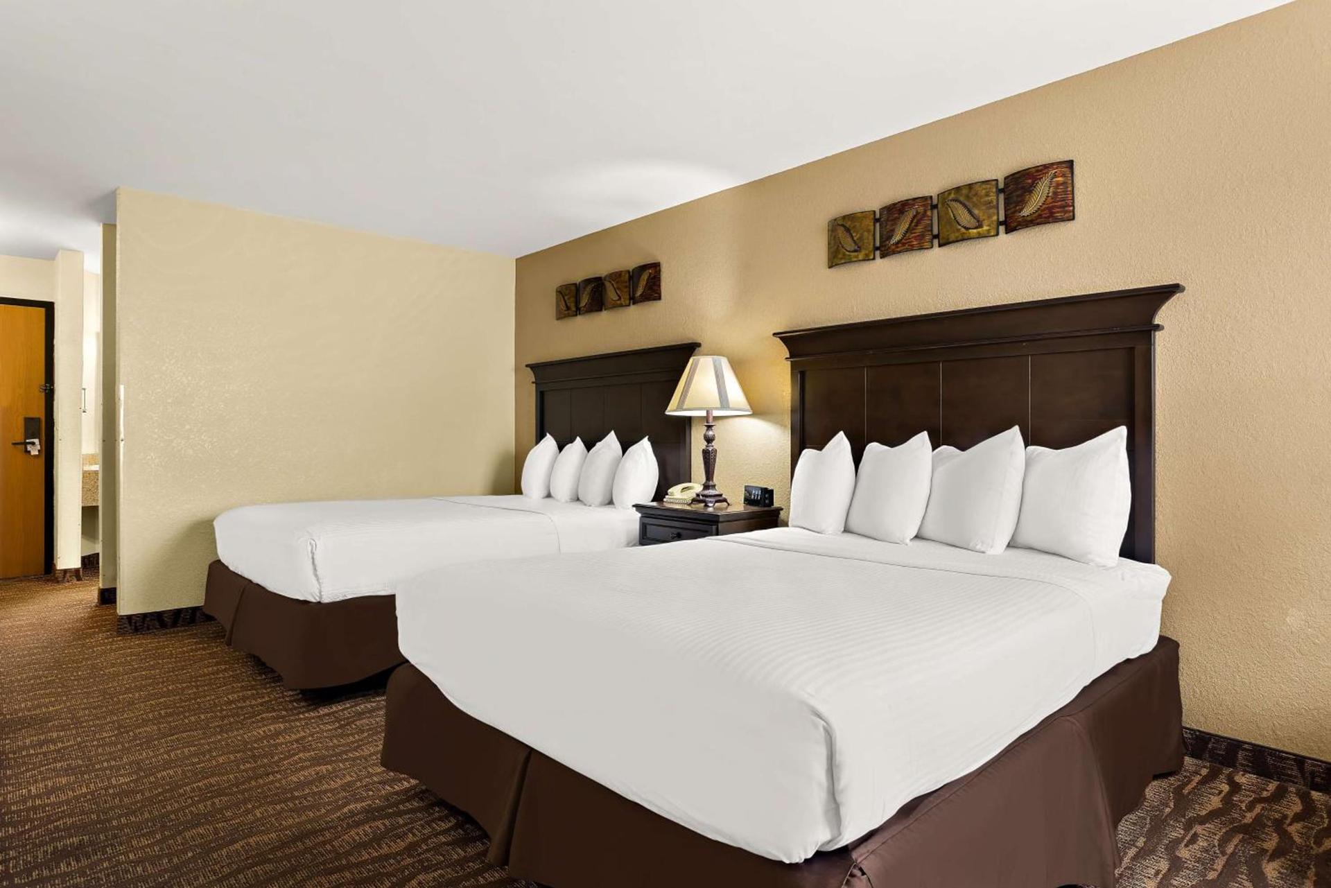 Best Western Center Pointe Inn photo 48