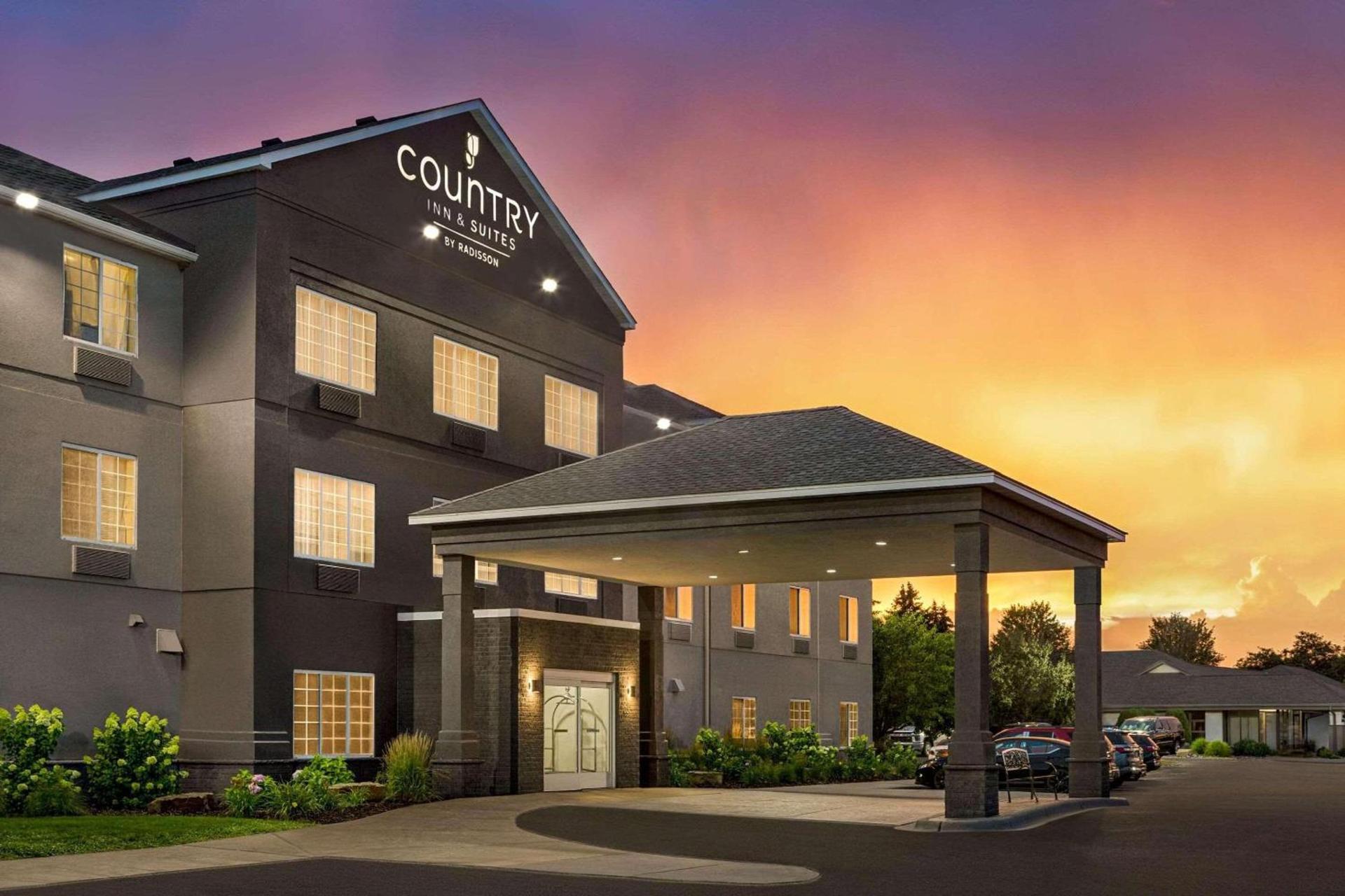 Country Inn & Suites by Radisson, Stillwater, MN — hotel in Stillwater