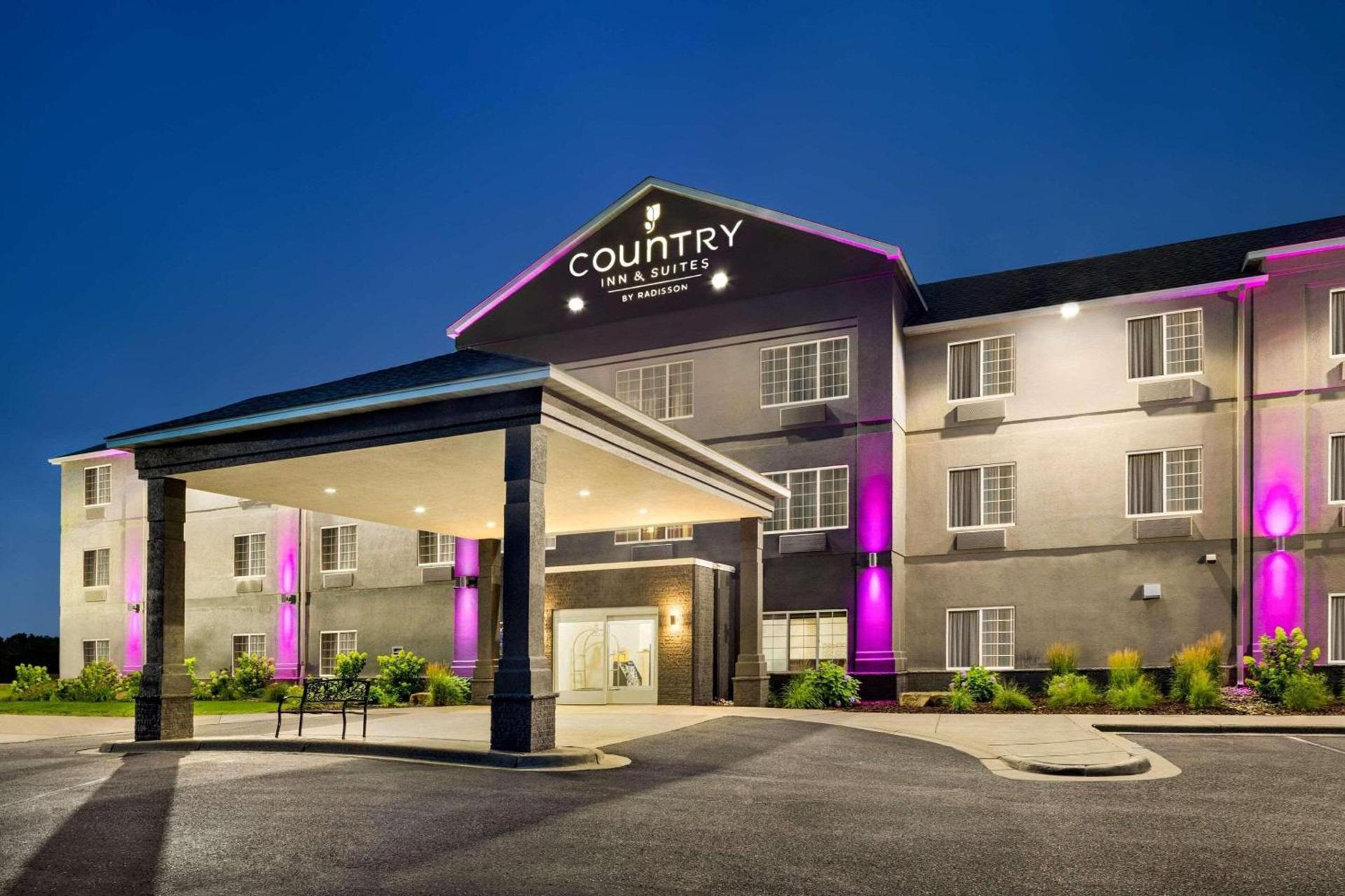 Country Inn & Suites by Radisson, Stillwater, MN photo 3