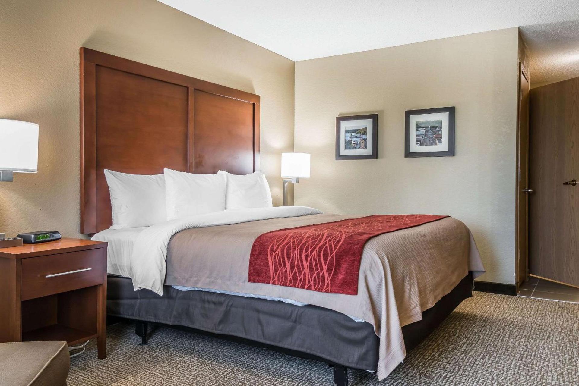 Country Inn & Suites by Radisson, Stillwater, MN photo 8