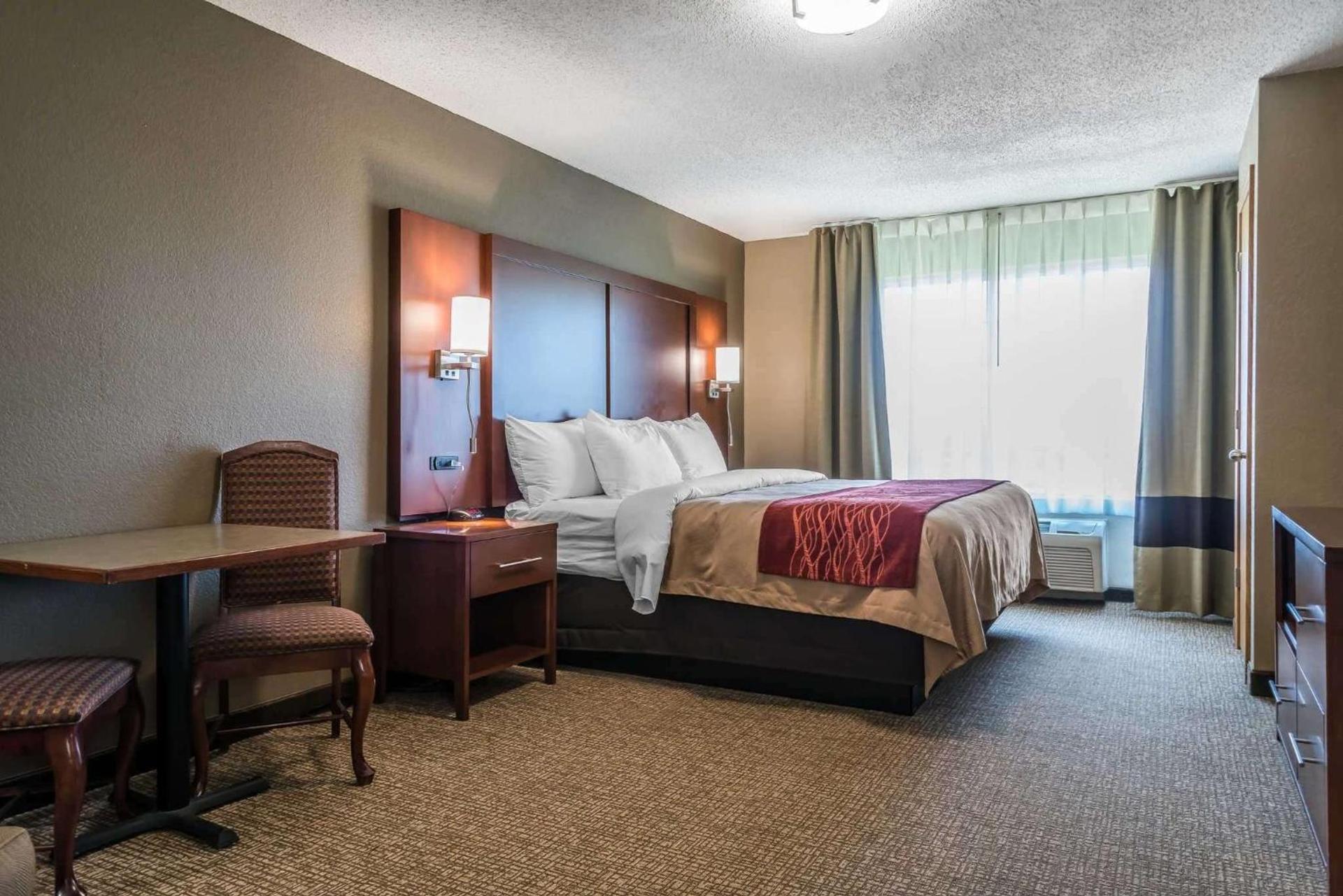 Country Inn & Suites by Radisson, Stillwater, MN photo 14