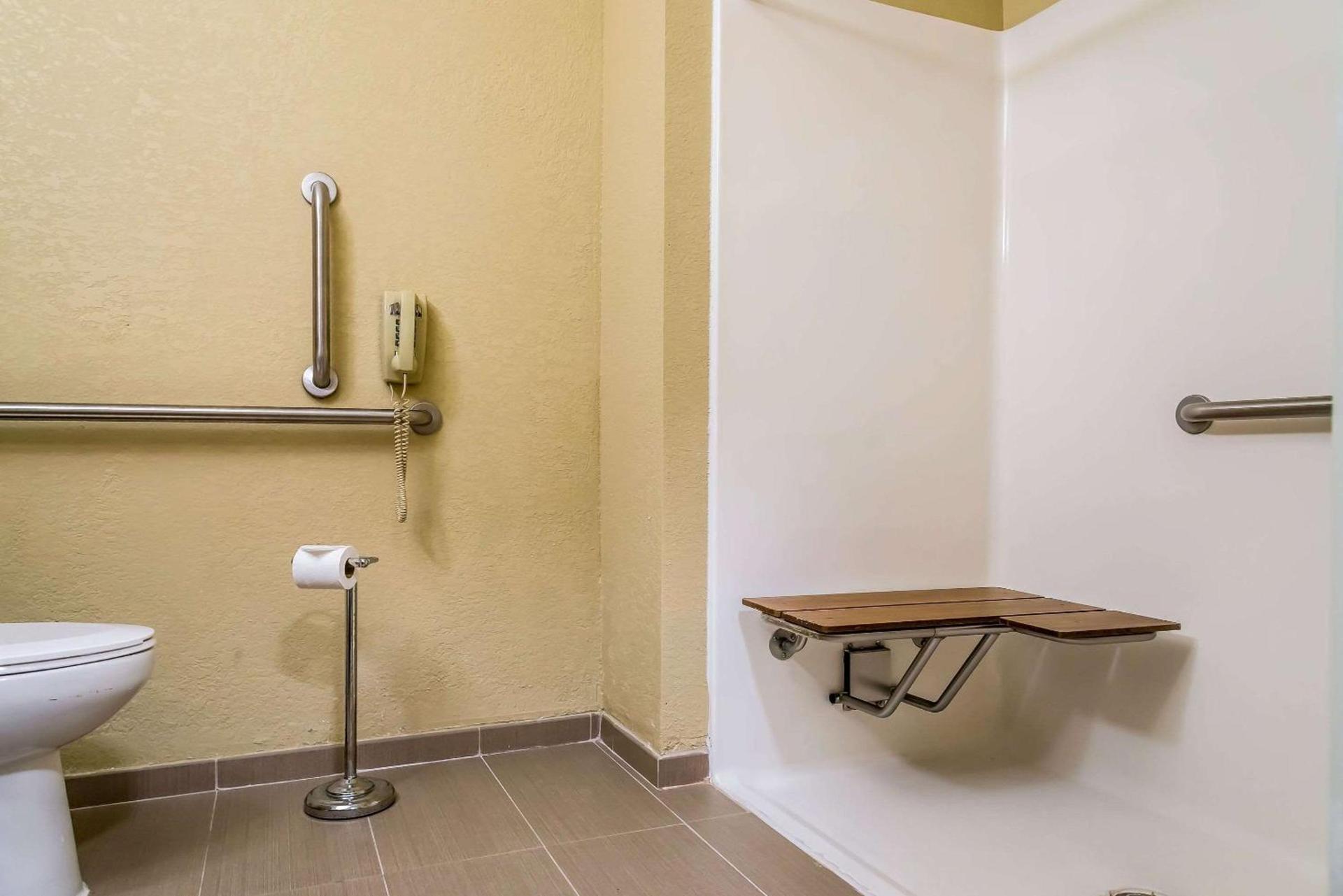Country Inn & Suites by Radisson, Stillwater, MN photo 16