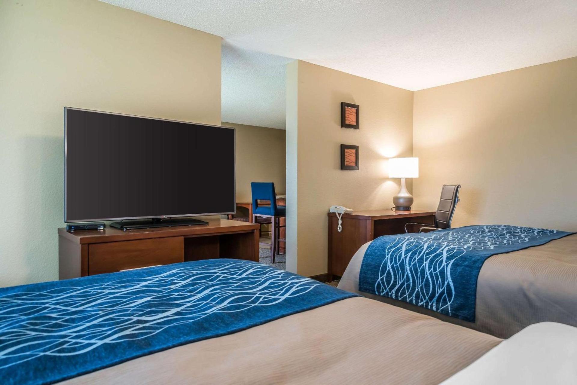 Country Inn & Suites by Radisson, Stillwater, MN photo 30