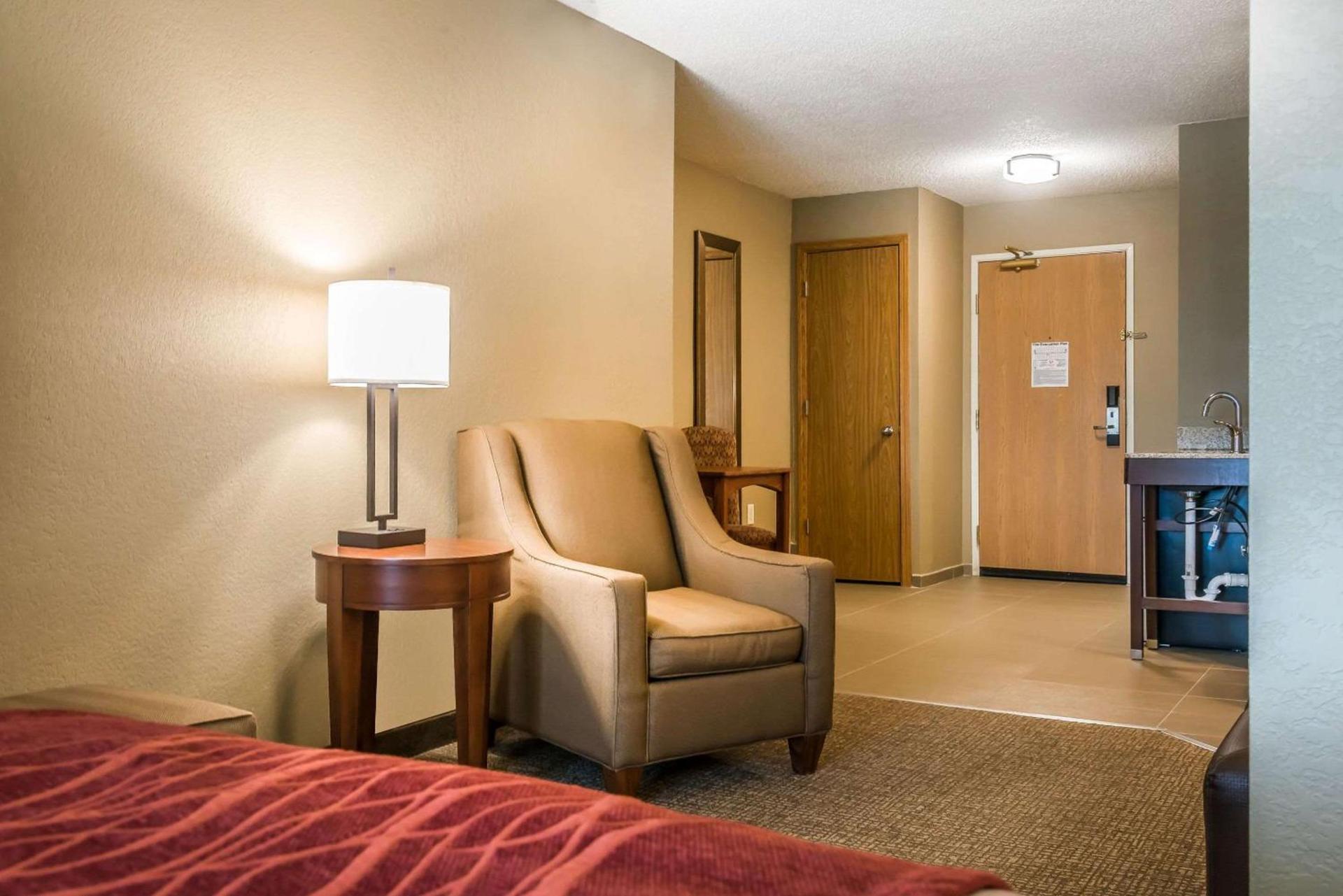 Country Inn & Suites by Radisson, Stillwater, MN photo 36