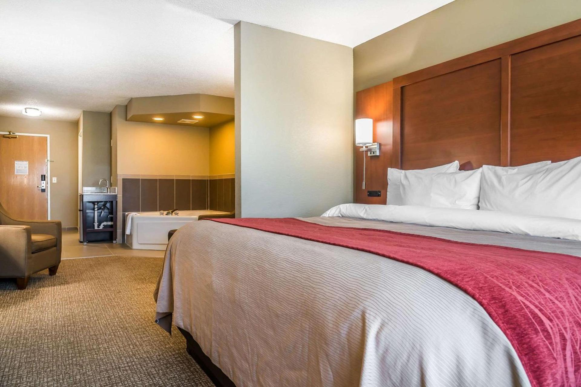 Country Inn & Suites by Radisson, Stillwater, MN photo 35