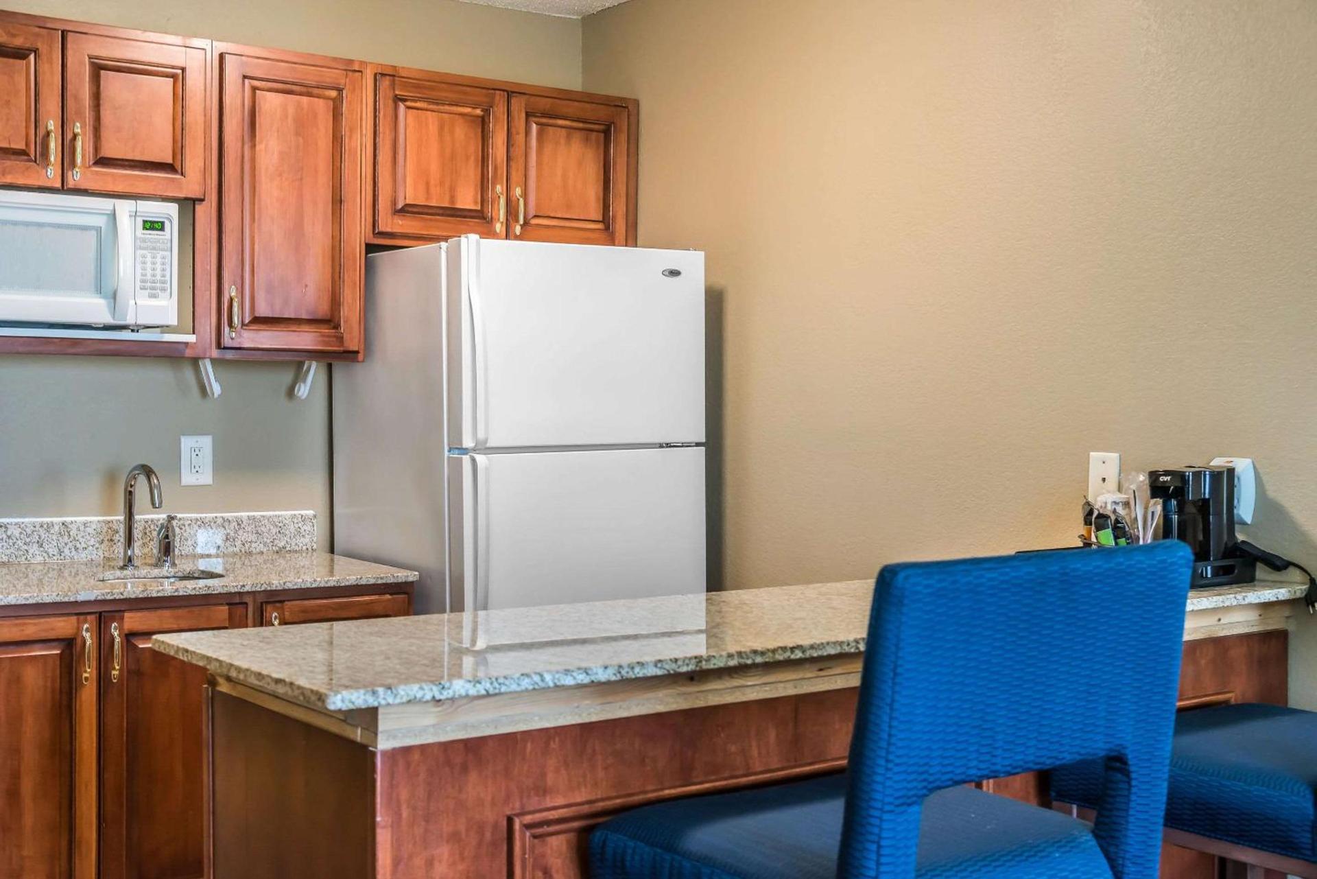 Country Inn & Suites by Radisson, Stillwater, MN photo 37