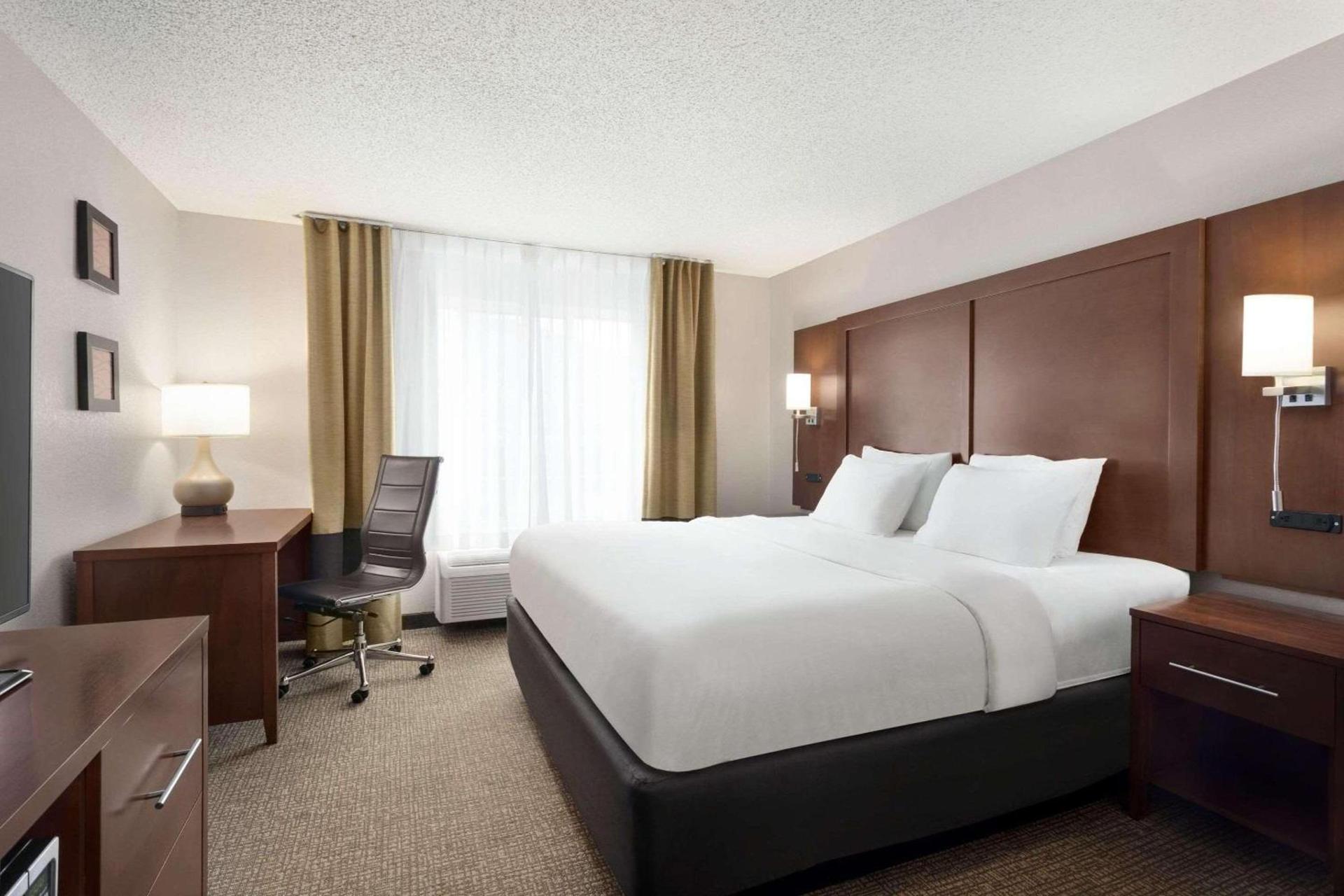 Country Inn & Suites by Radisson, Stillwater, MN photo 39
