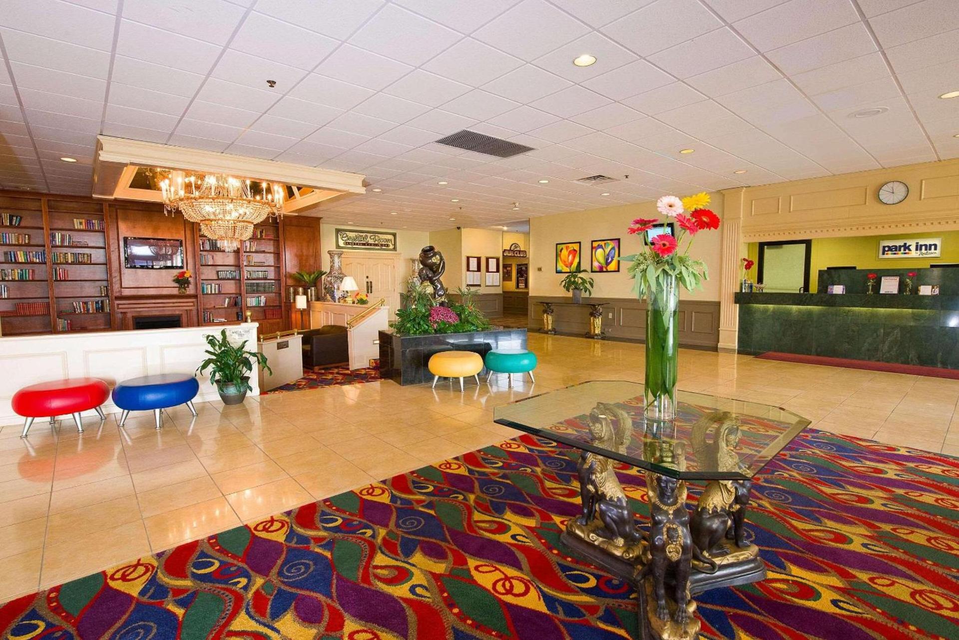Park Inn By Radisson Sharon photo 5