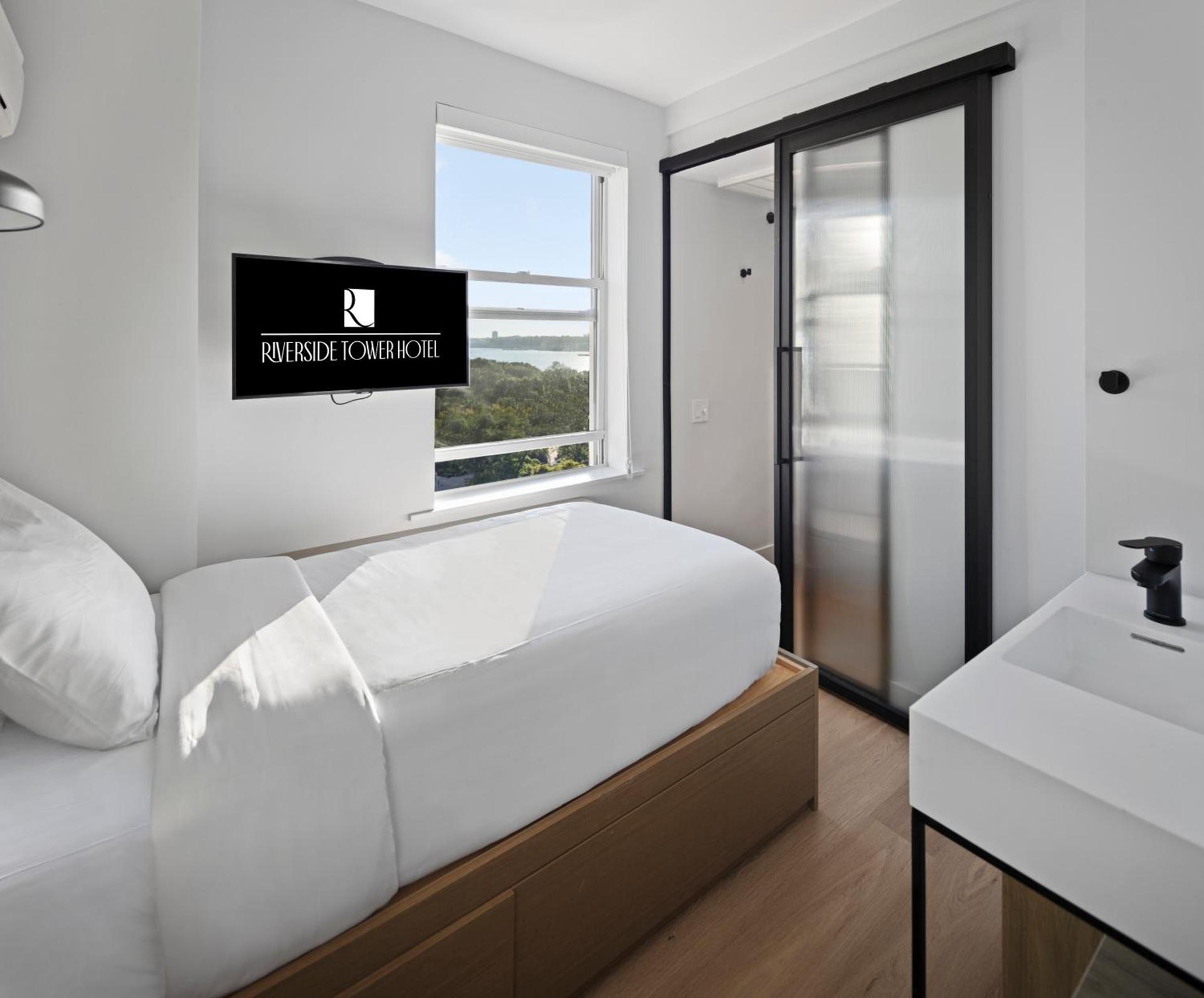 Riverside Tower Hotel photo 55