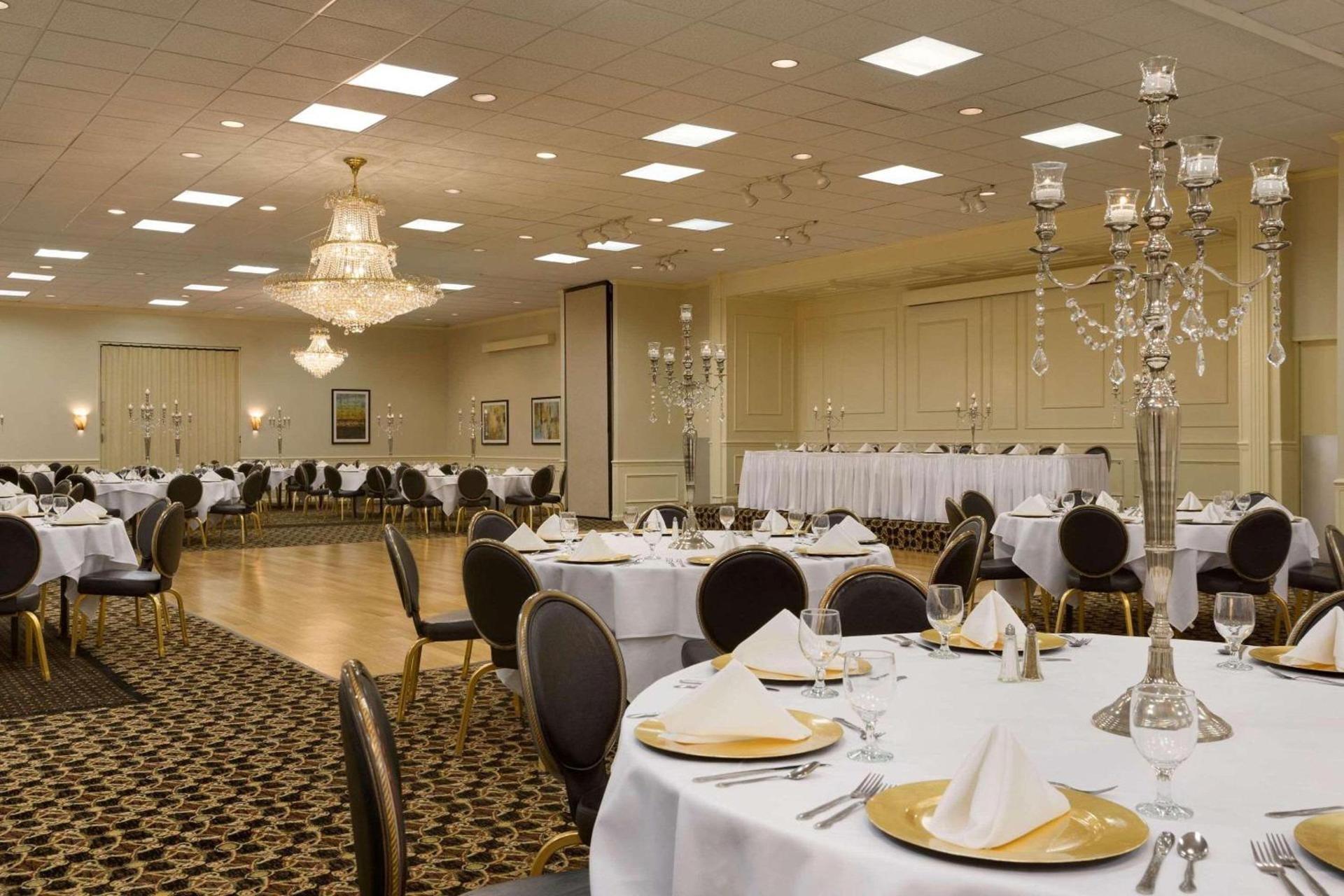 Park Inn By Radisson Sharon photo 22