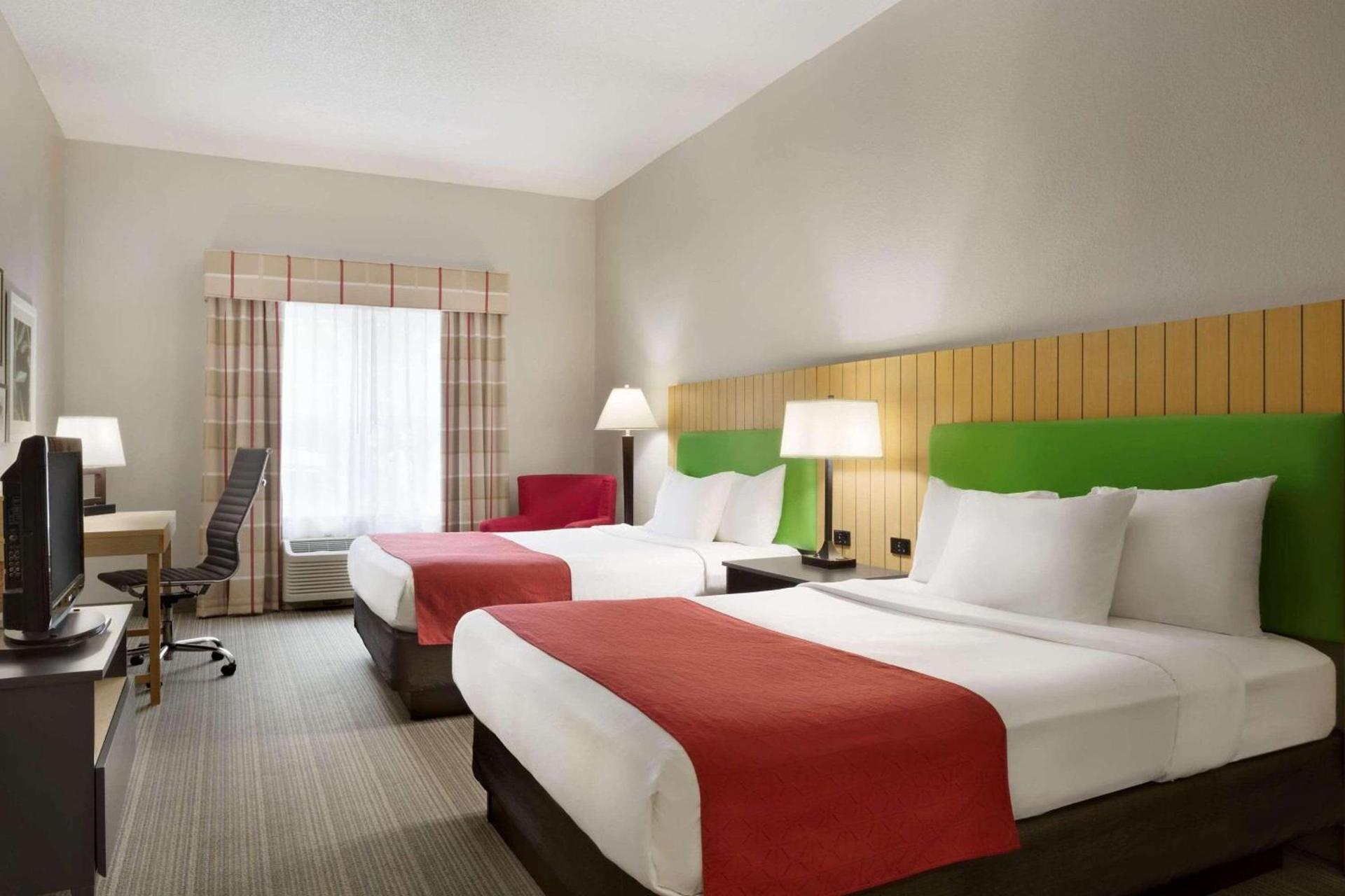 City Express by Marriott Louisville Southeast photo 2