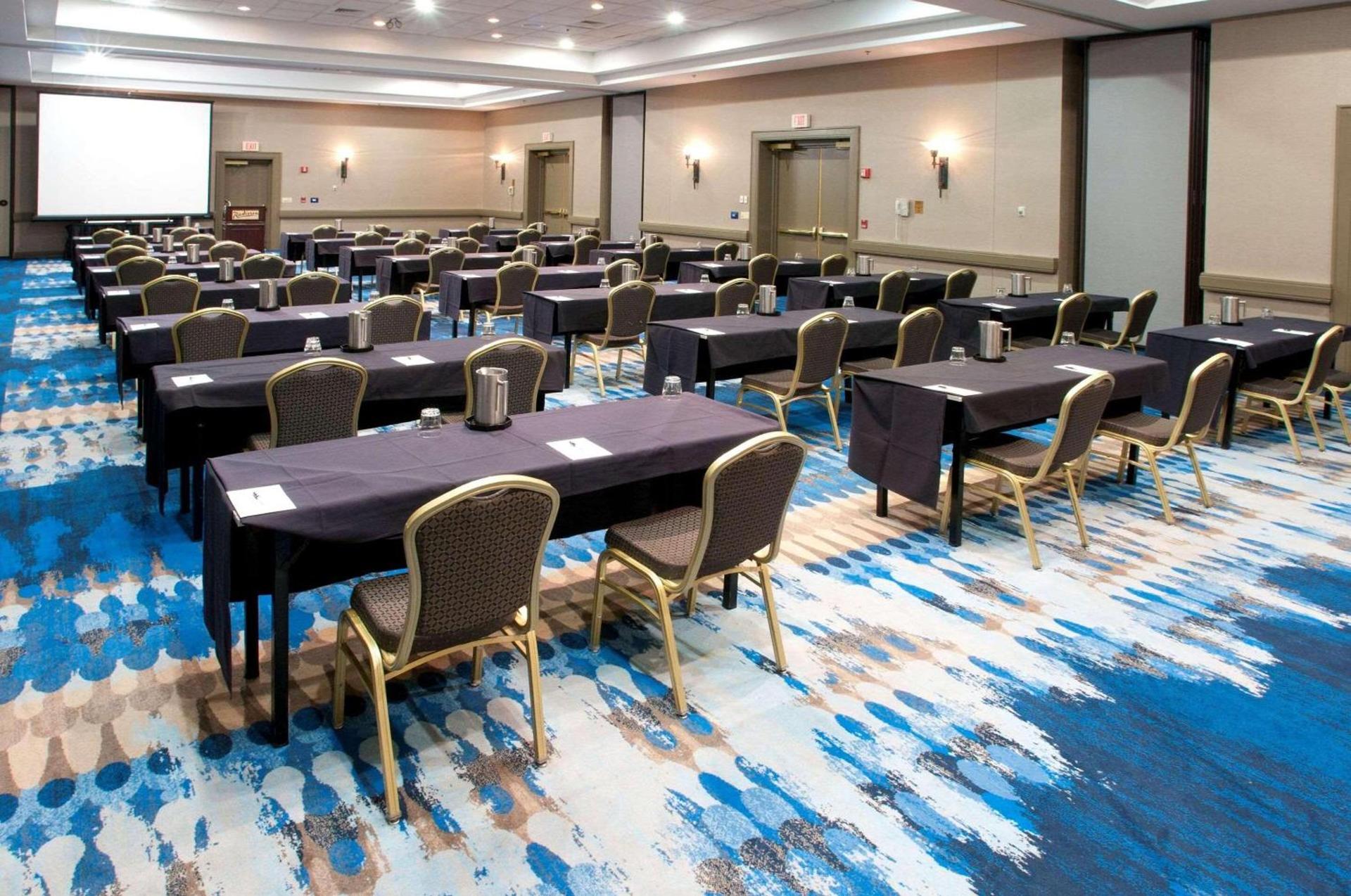 Oneida Casino Hotel photo 33