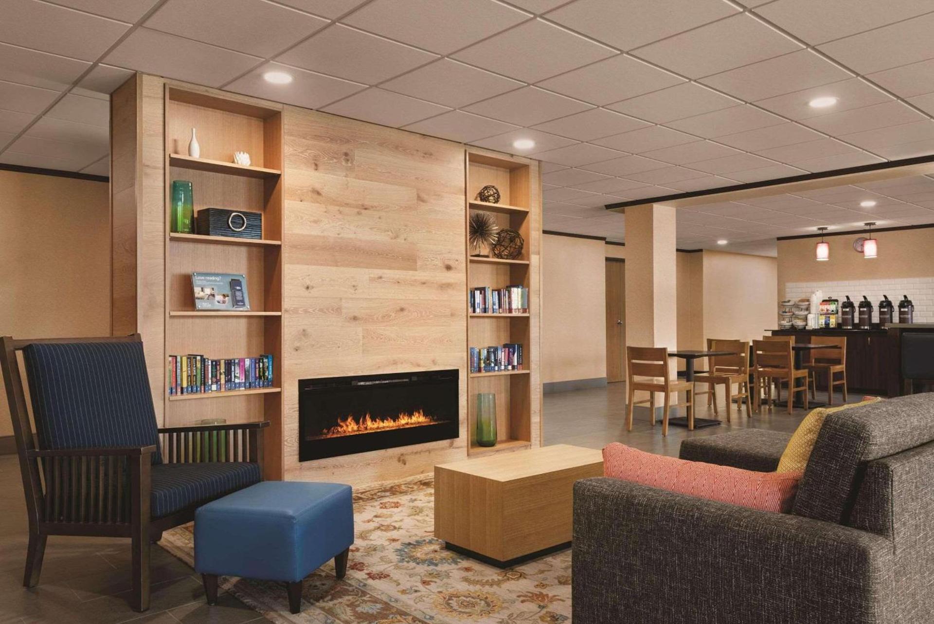 Country Inn & Suites by Radisson, Mt Pleasant-Racine West, WI photo 5