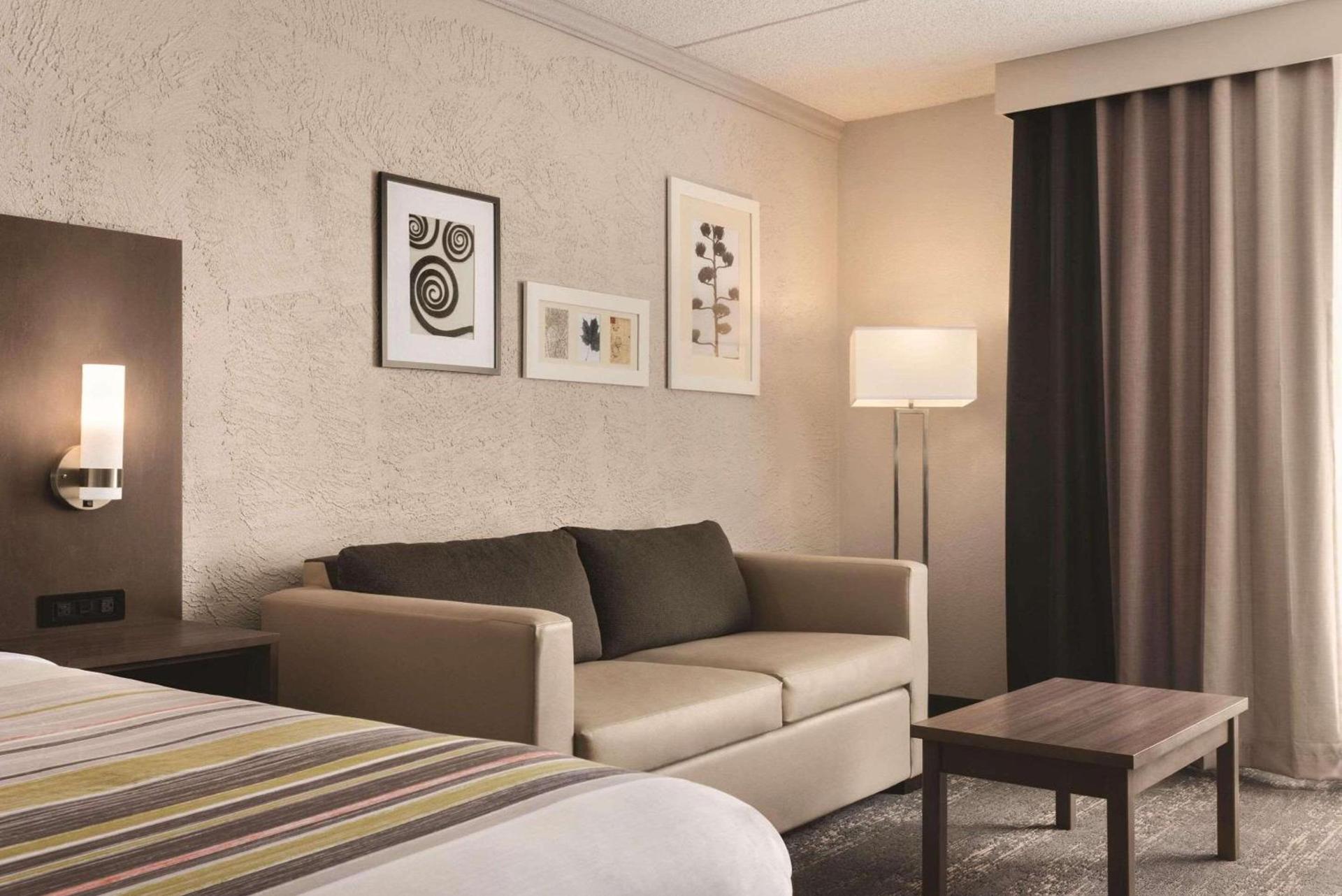 Country Inn & Suites by Radisson, Mt Pleasant-Racine West, WI photo 8