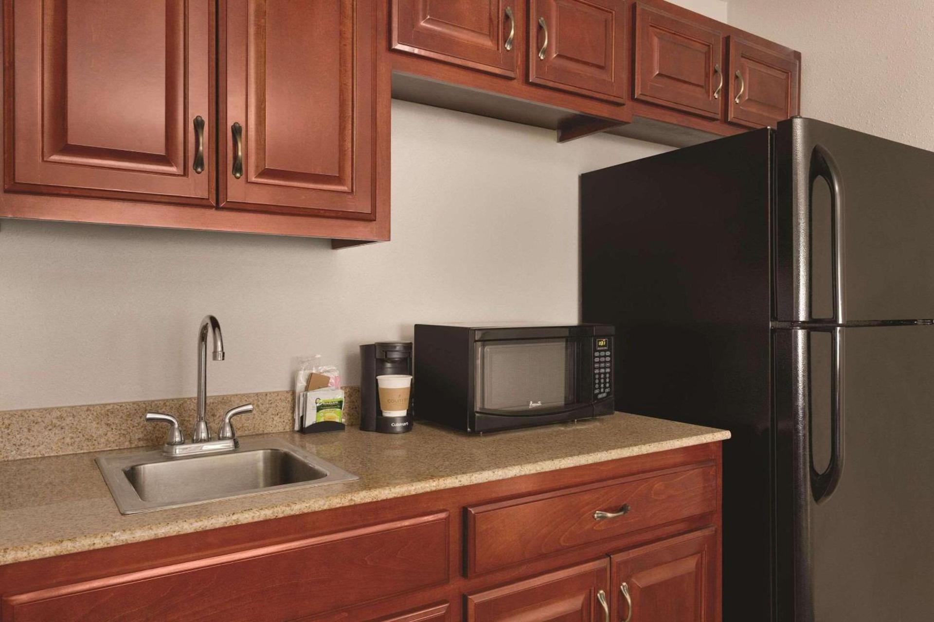 Garner Hotel Madison - Huntsville Airport by IHG photo 29