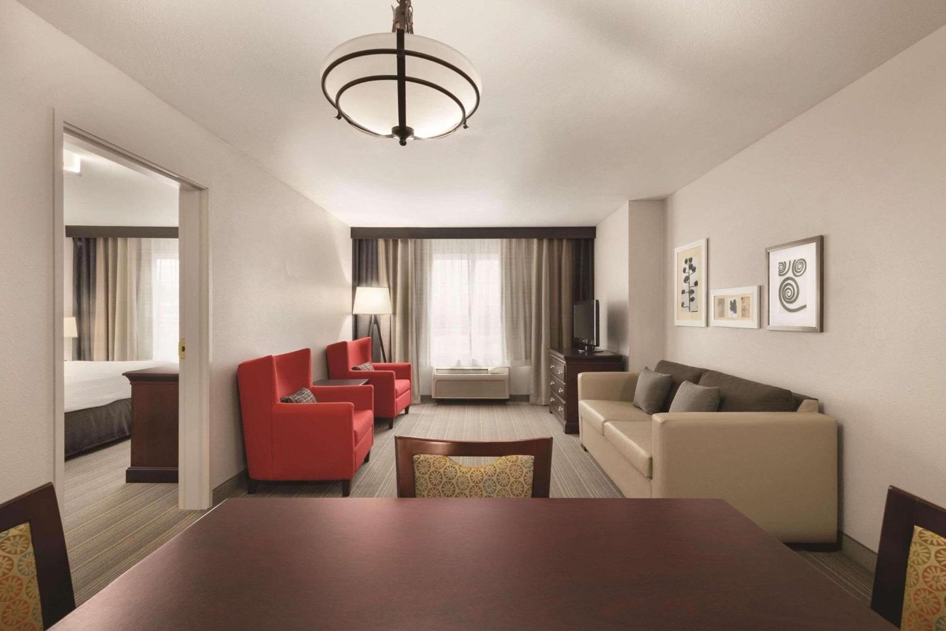 Garner Hotel Madison - Huntsville Airport by IHG photo 28