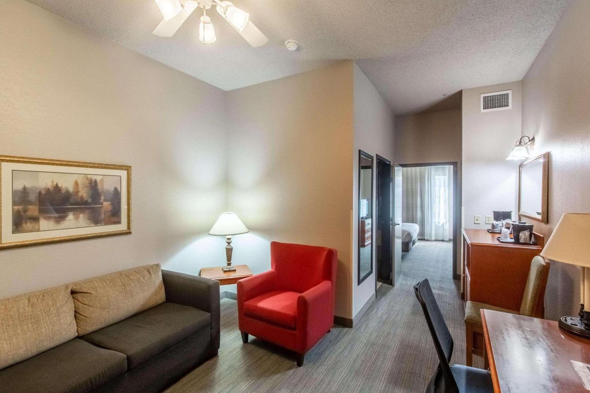 Country Inn & Suites by Radisson, El Dorado, AR photo 8