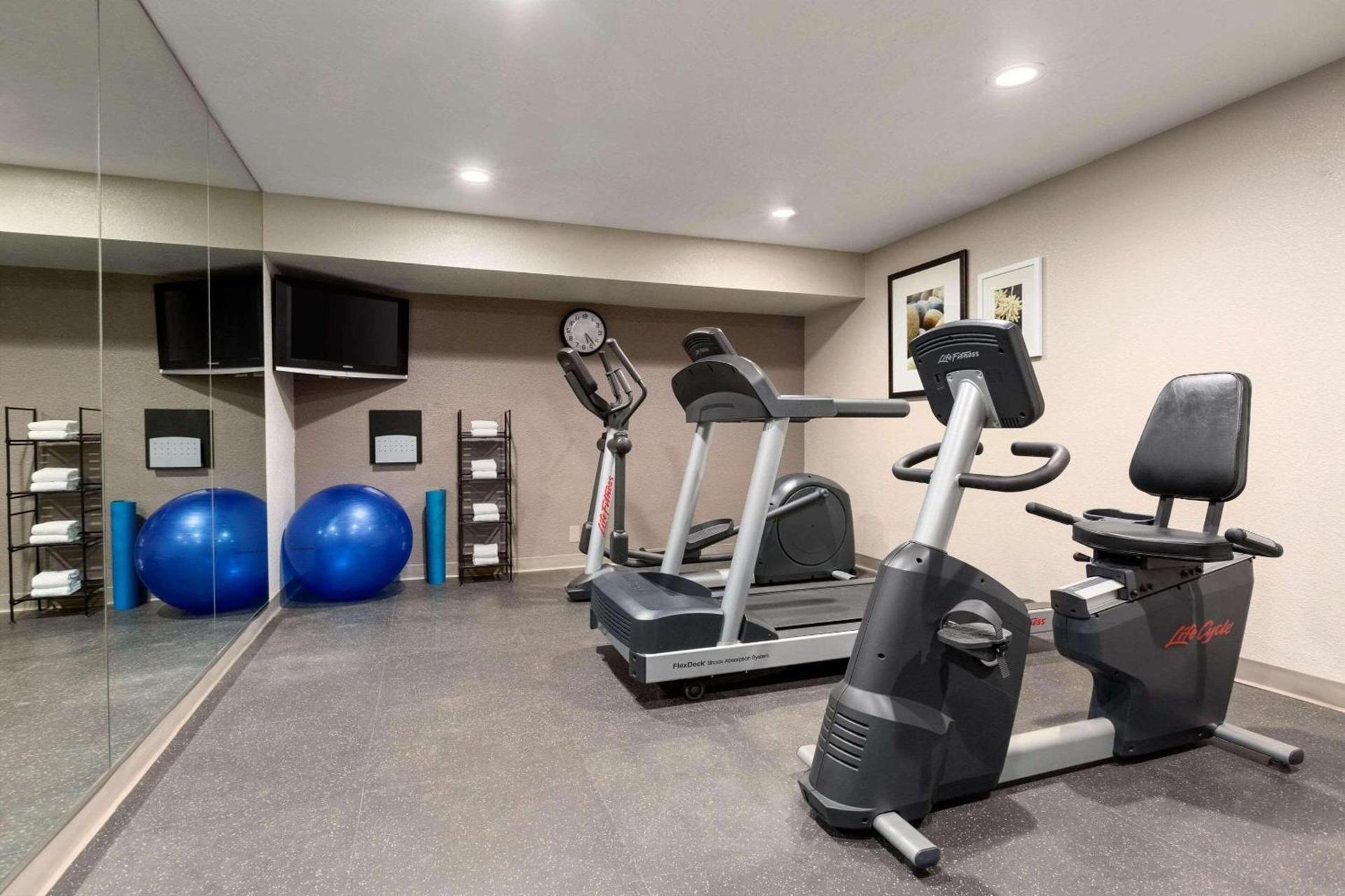 Country Inn & Suites by Radisson, Flagstaff, AZ photo 9