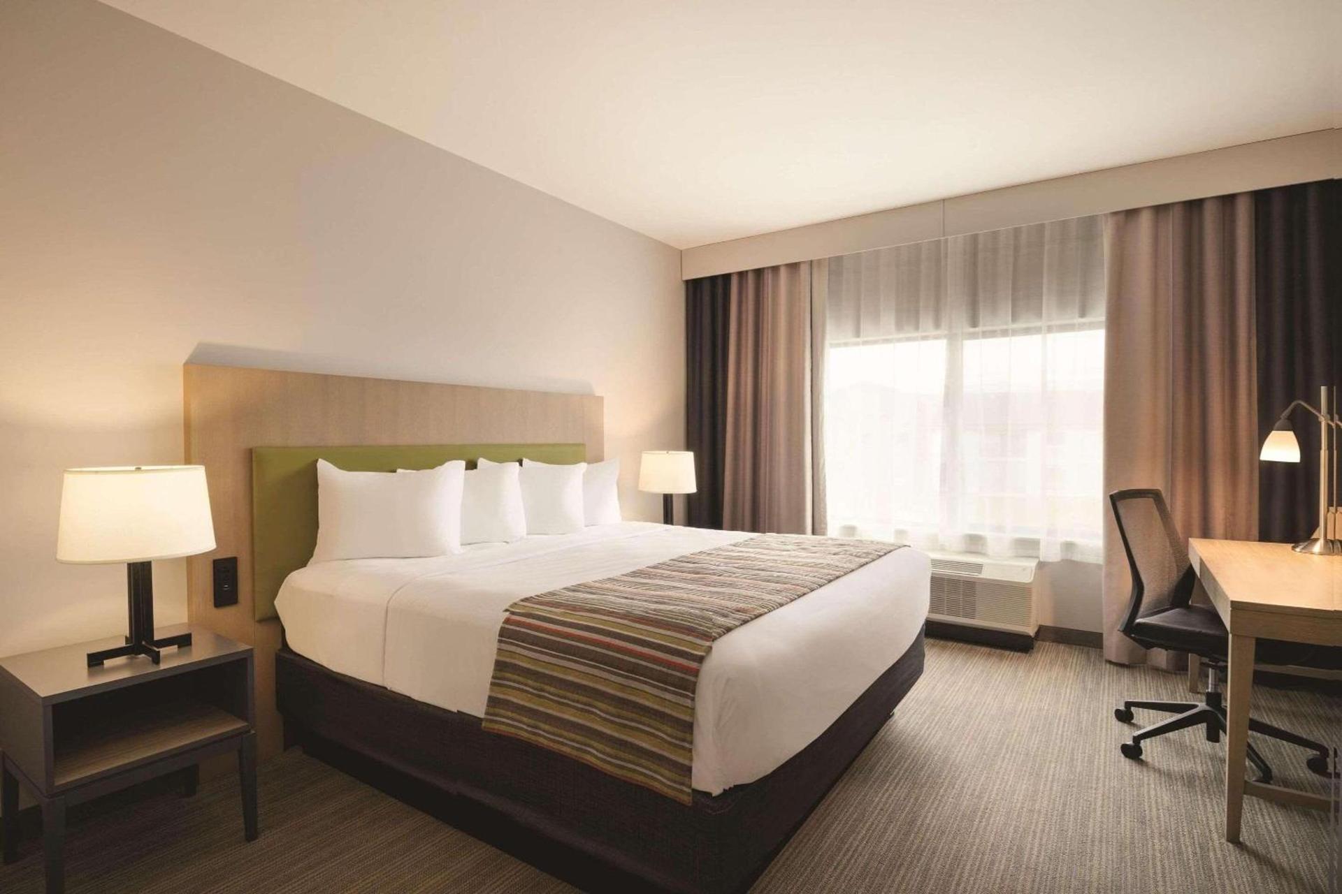 Country Inn & Suites by Radisson, Page, AZ photo 6