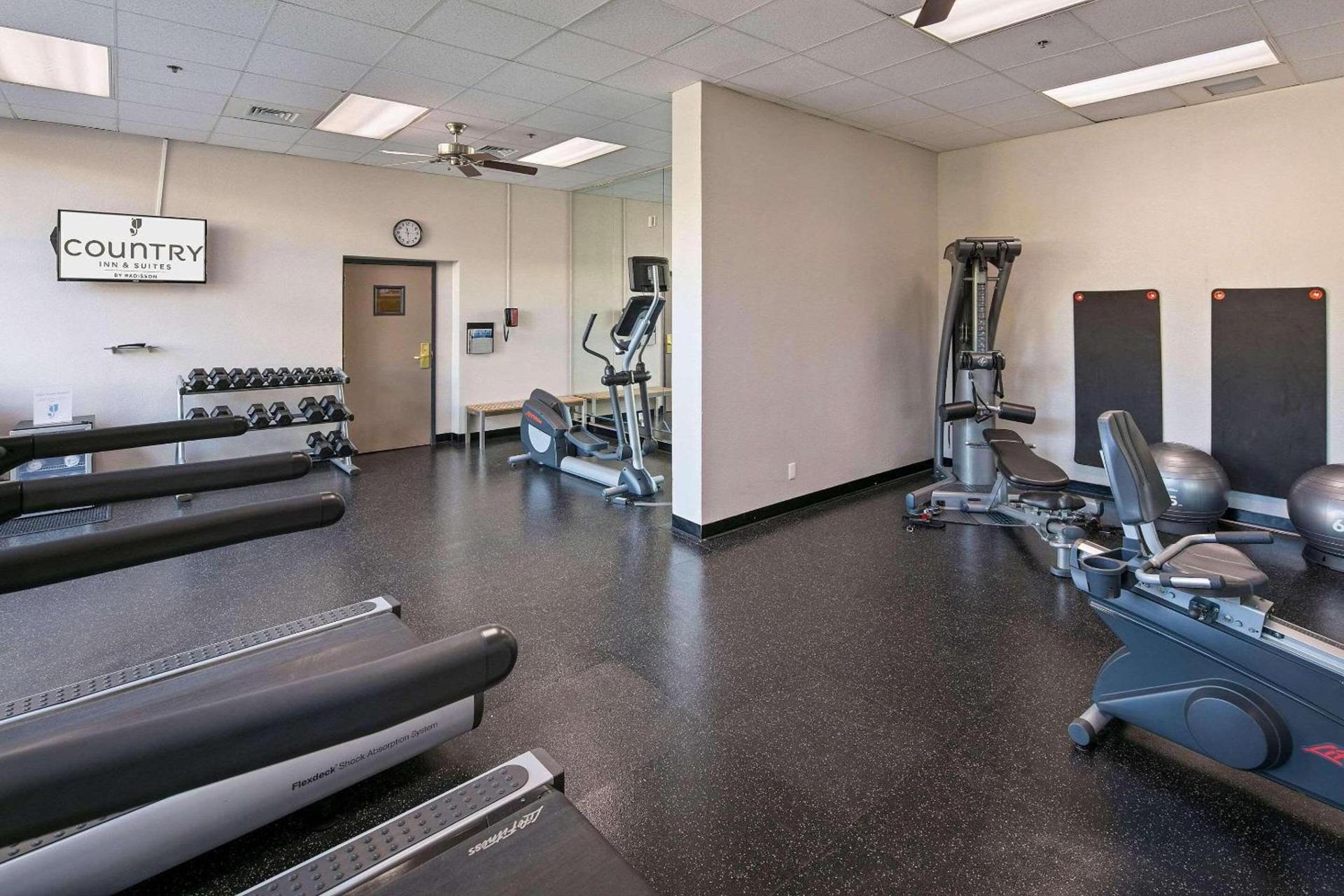 Country Inn & Suites by Radisson, San Diego North, CA photo 12