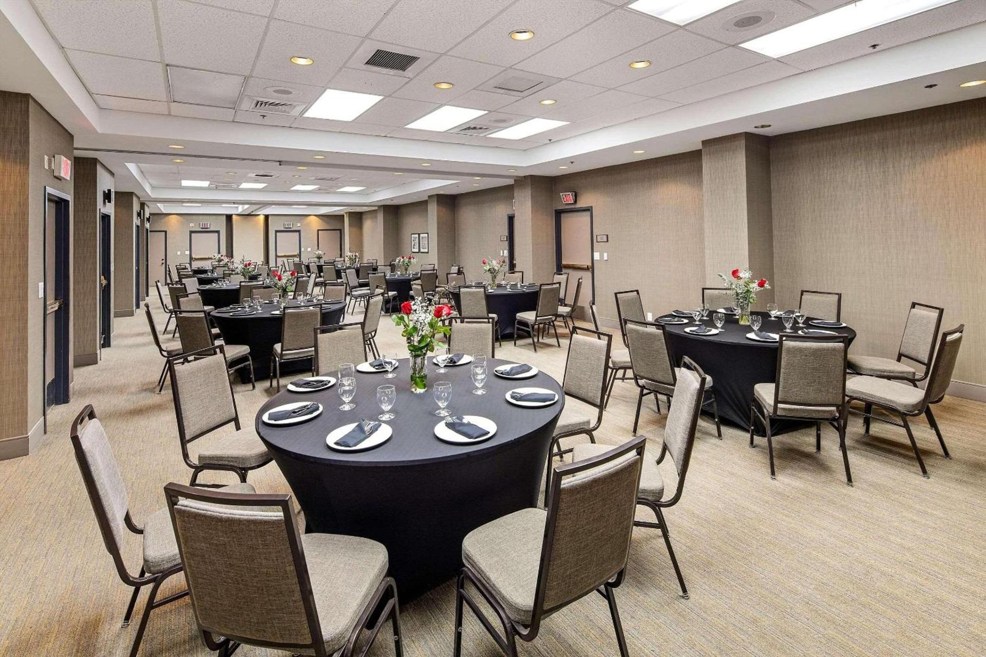 Country Inn & Suites by Radisson, San Diego North, CA photo 20