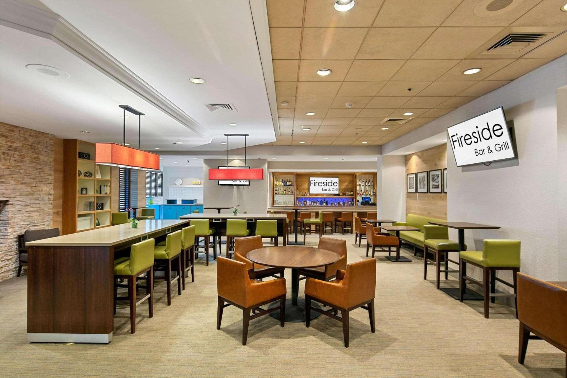 Country Inn & Suites by Radisson, San Diego North, CA photo 30