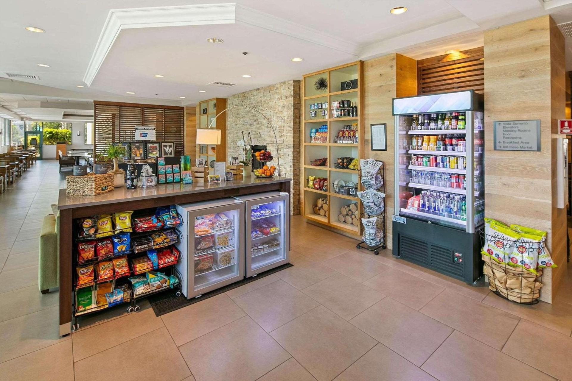 Country Inn & Suites by Radisson, San Diego North, CA photo 36