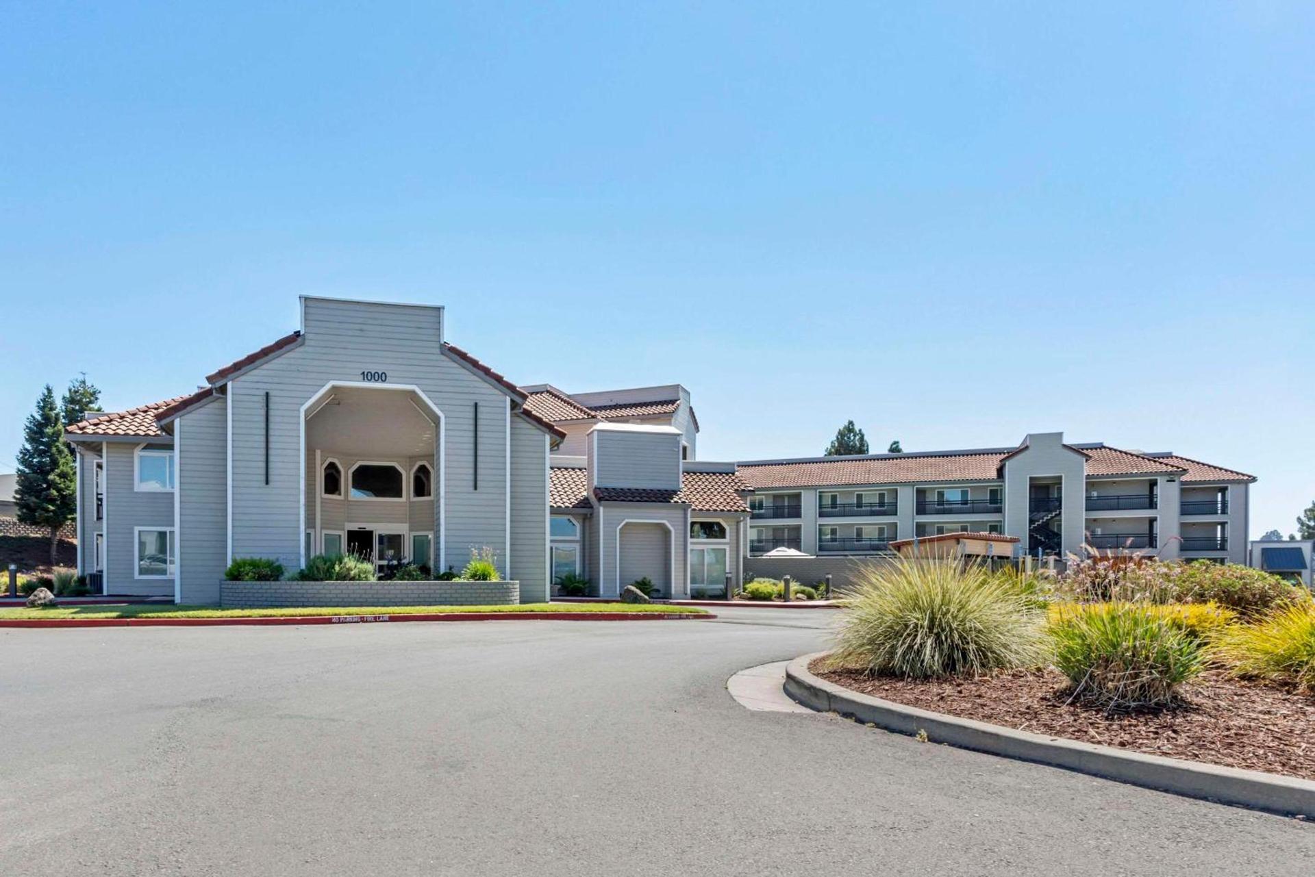 Country Inn & Suites by Radisson, Vallejo Napa Valley, CA — hotel in Vallejo