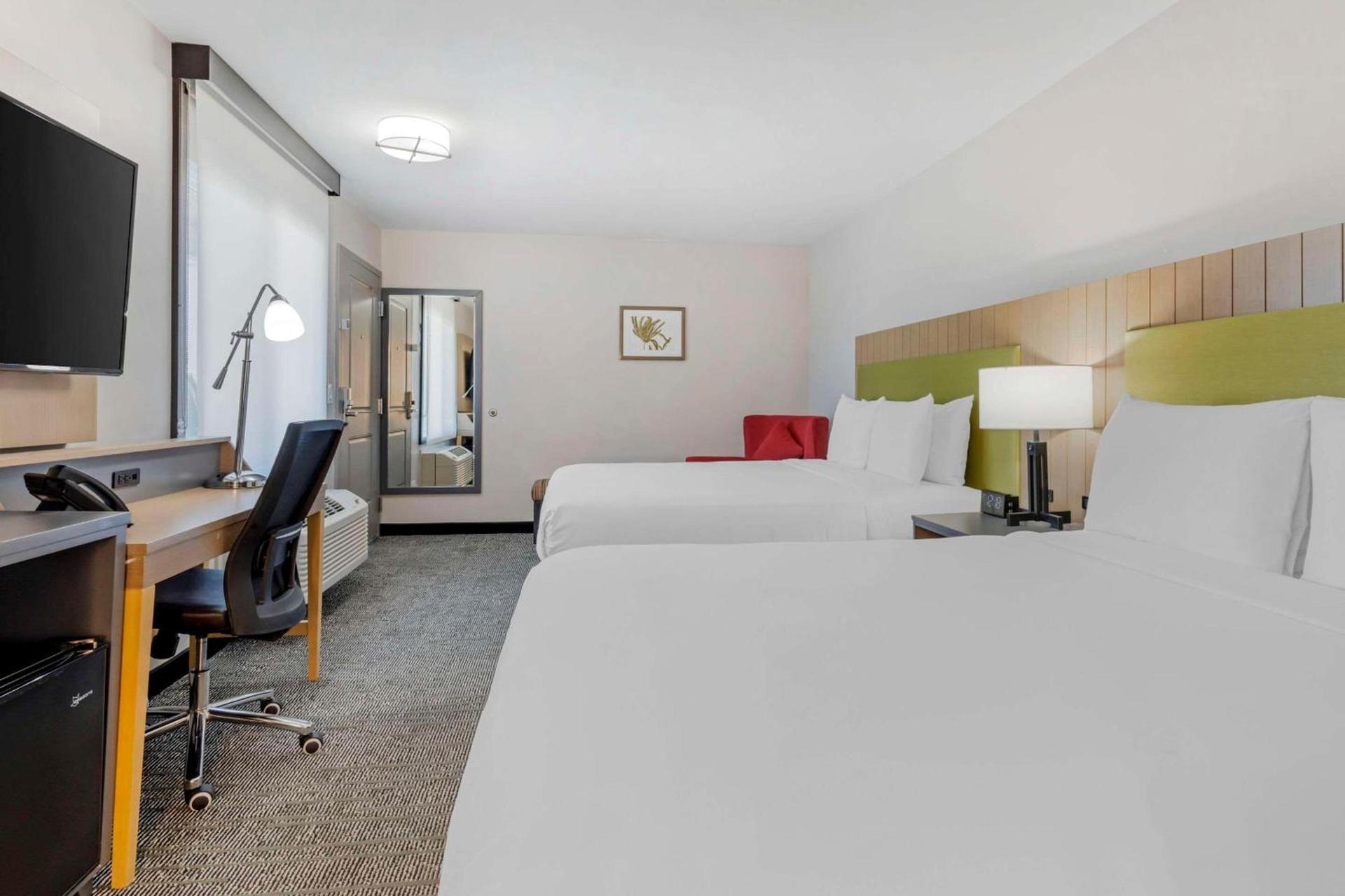 Country Inn & Suites by Radisson, Vallejo Napa Valley, CA photo 19
