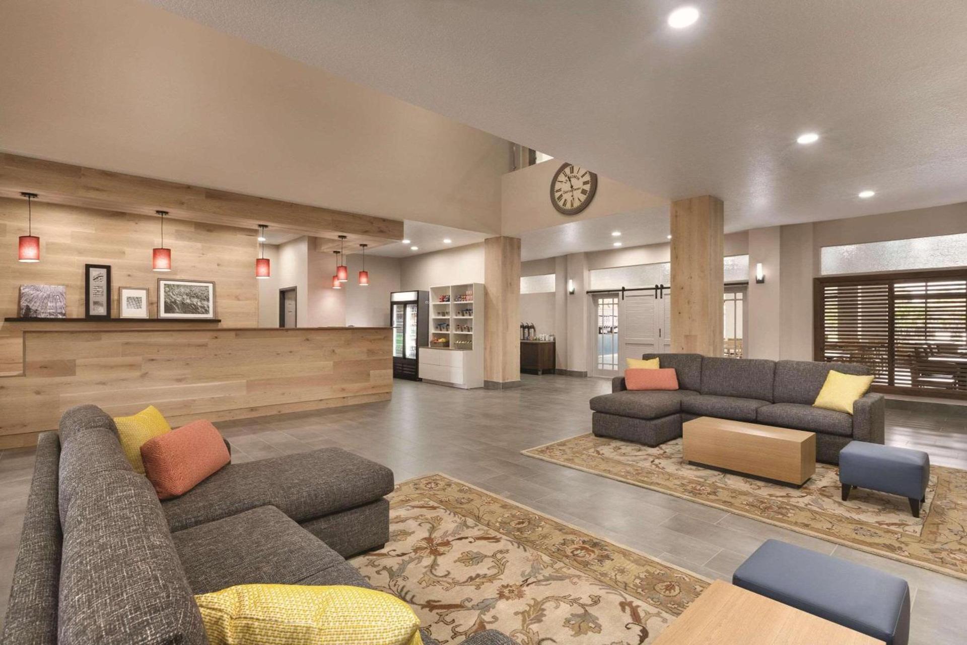 Country Inn & Suites by Radisson, RJ Stadium - Tampa Airport East photo 4