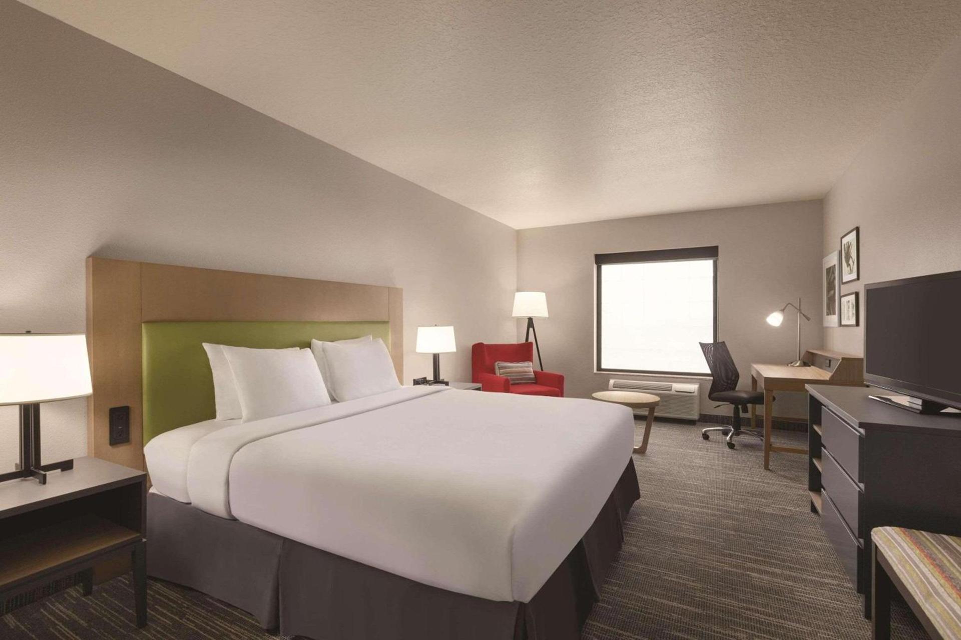 Country Inn & Suites by Radisson, RJ Stadium - Tampa Airport East photo 7