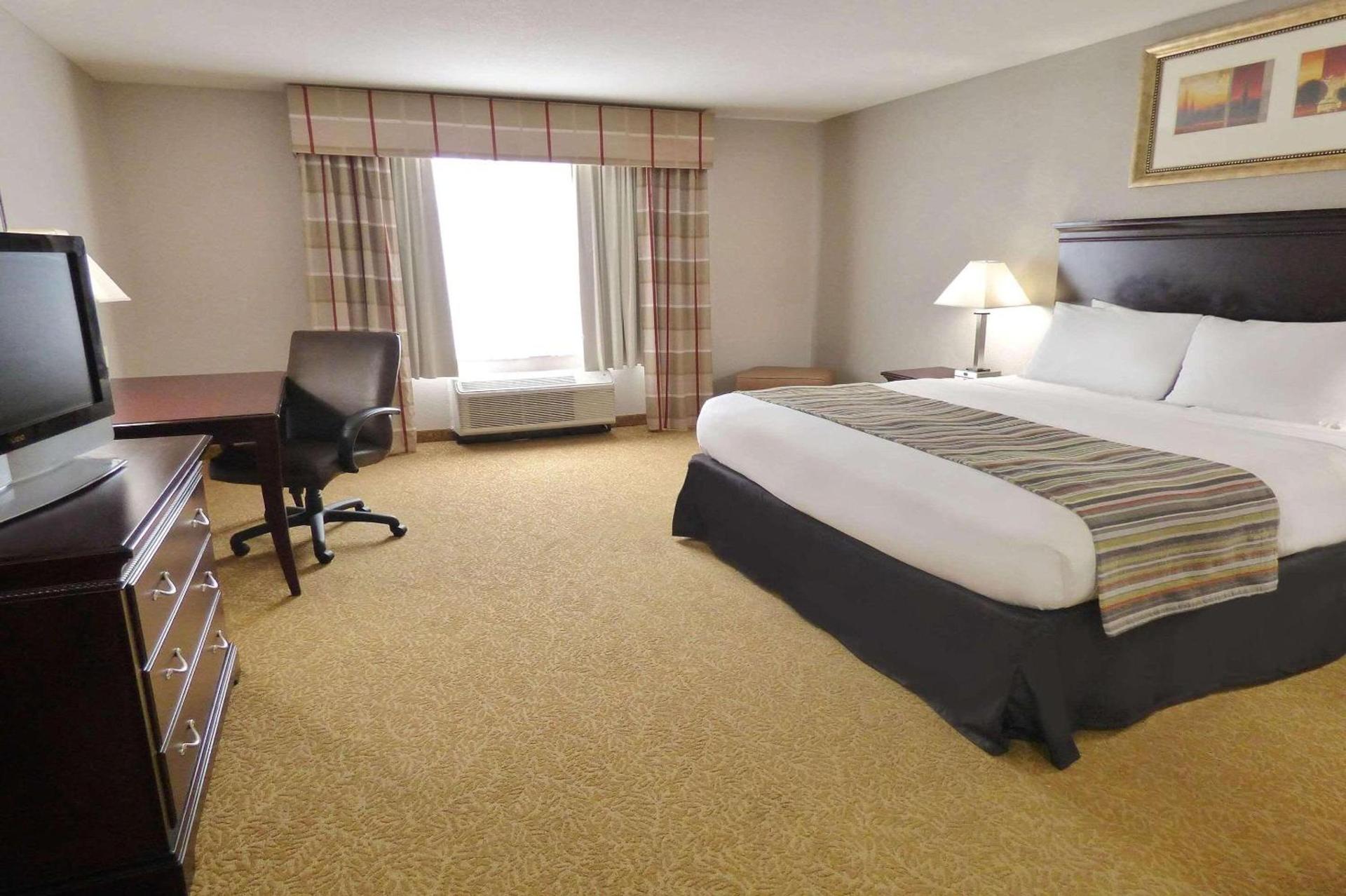 Country Inn & Suites by Radisson, Pensacola West, FL photo 5