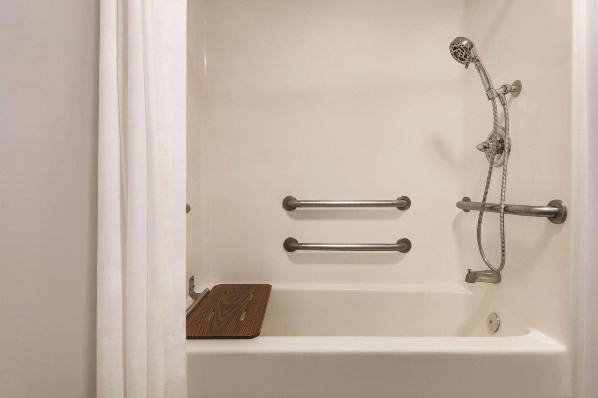 Country Inn & Suites by Radisson, Panama City, FL photo 10