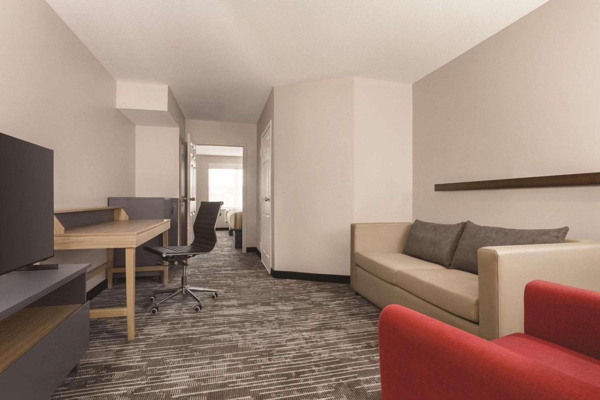 Country Inn & Suites by Radisson, Panama City, FL photo 12