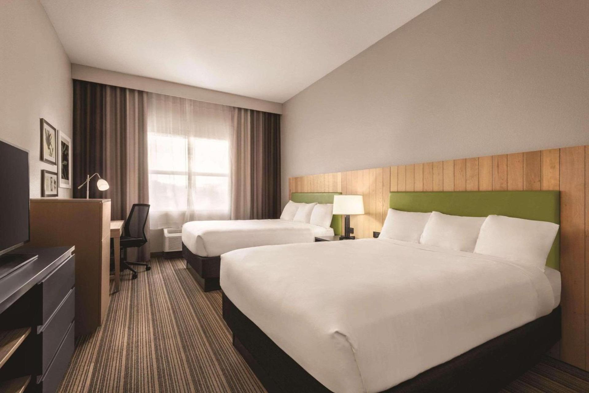 Country Inn & Suites by Radisson, Bradenton-Lakewood-Ranch, FL photo 12