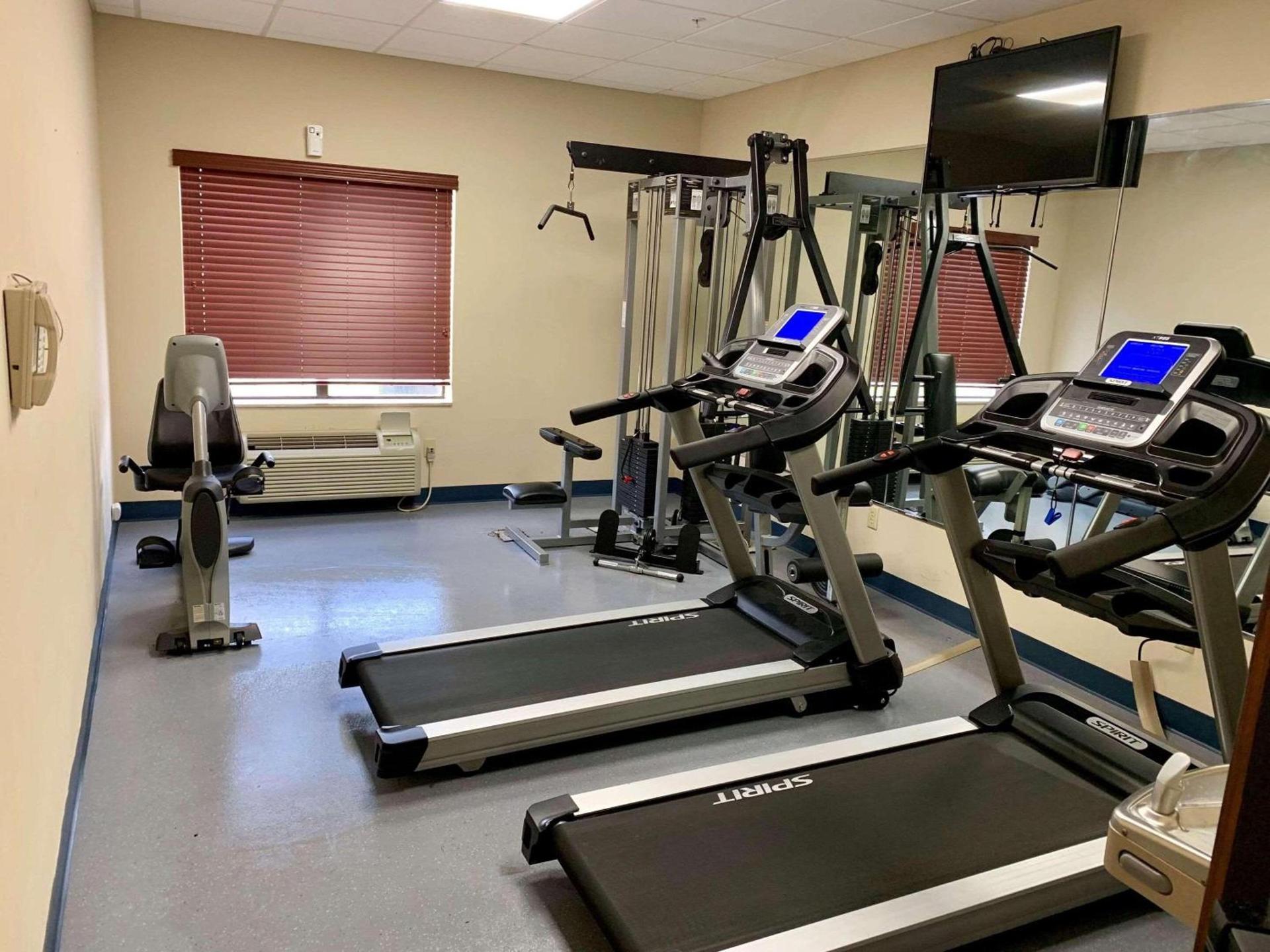 Country Inn & Suites by Radisson, Midway - Tallahassee West photo 6
