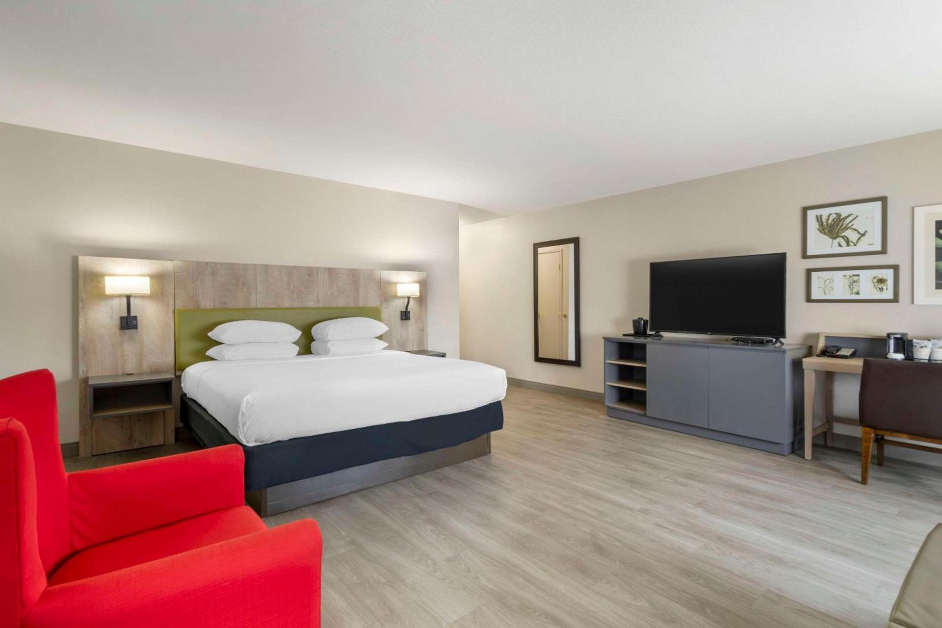 Country Inn & Suites by Radisson, Tampa Airport North, FL photo 13