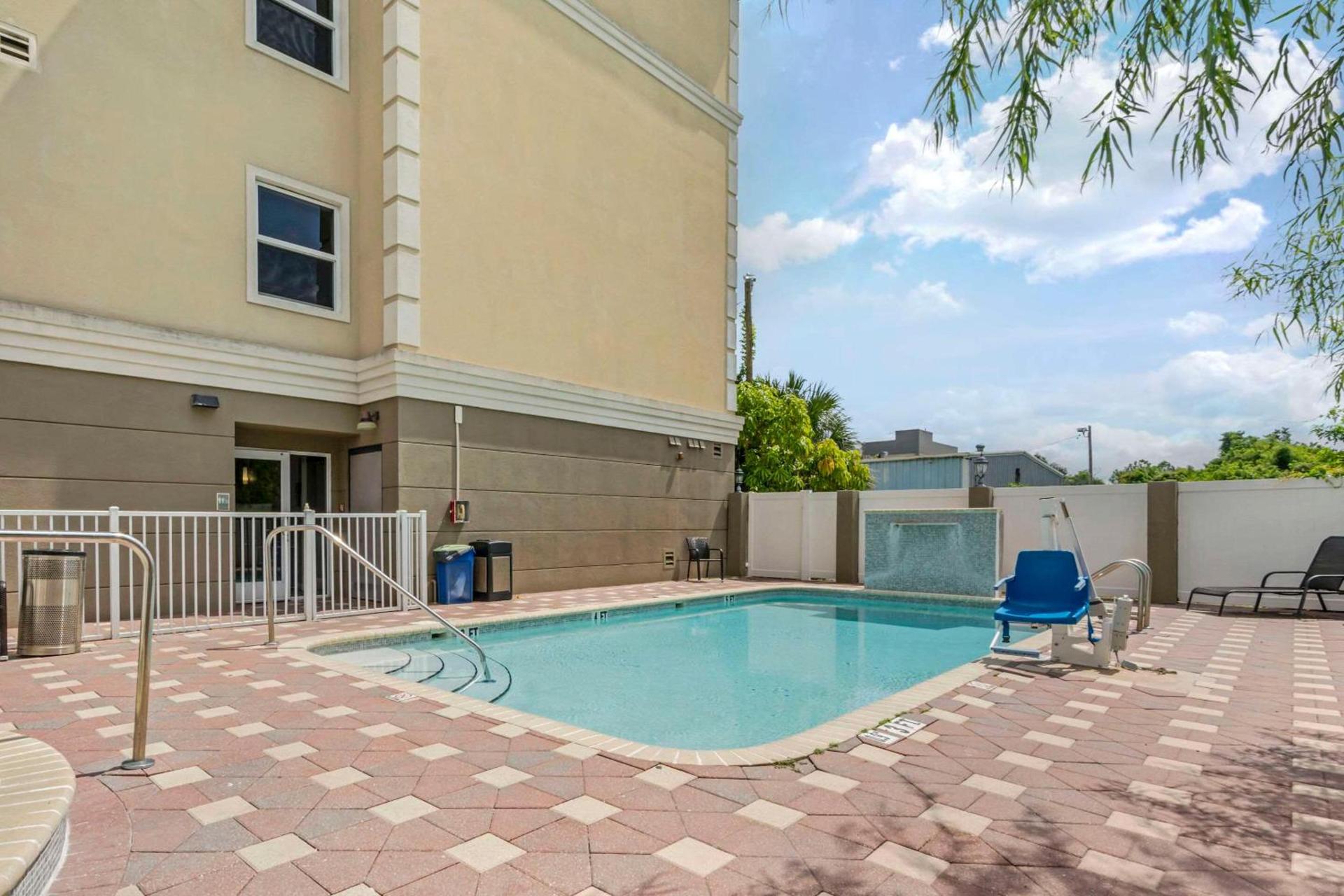 Country Inn & Suites by Radisson, Tampa Airport North, FL photo 15