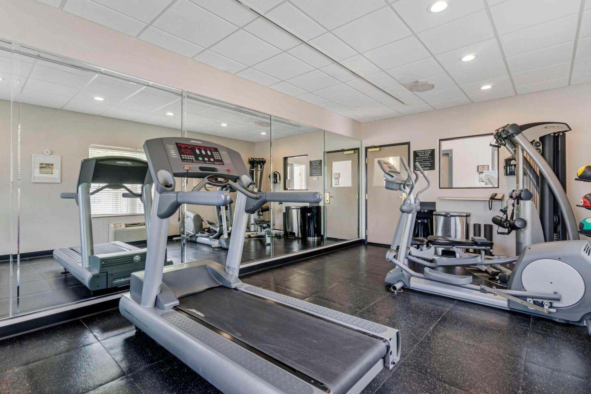 Country Inn & Suites by Radisson, Tampa Airport North, FL photo 17