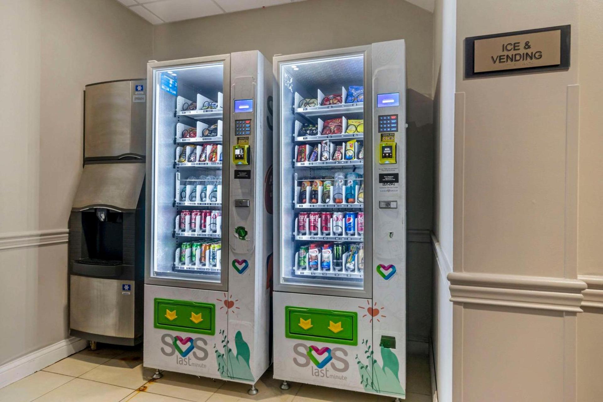 Country Inn & Suites by Radisson, Tampa Airport North, FL photo 24